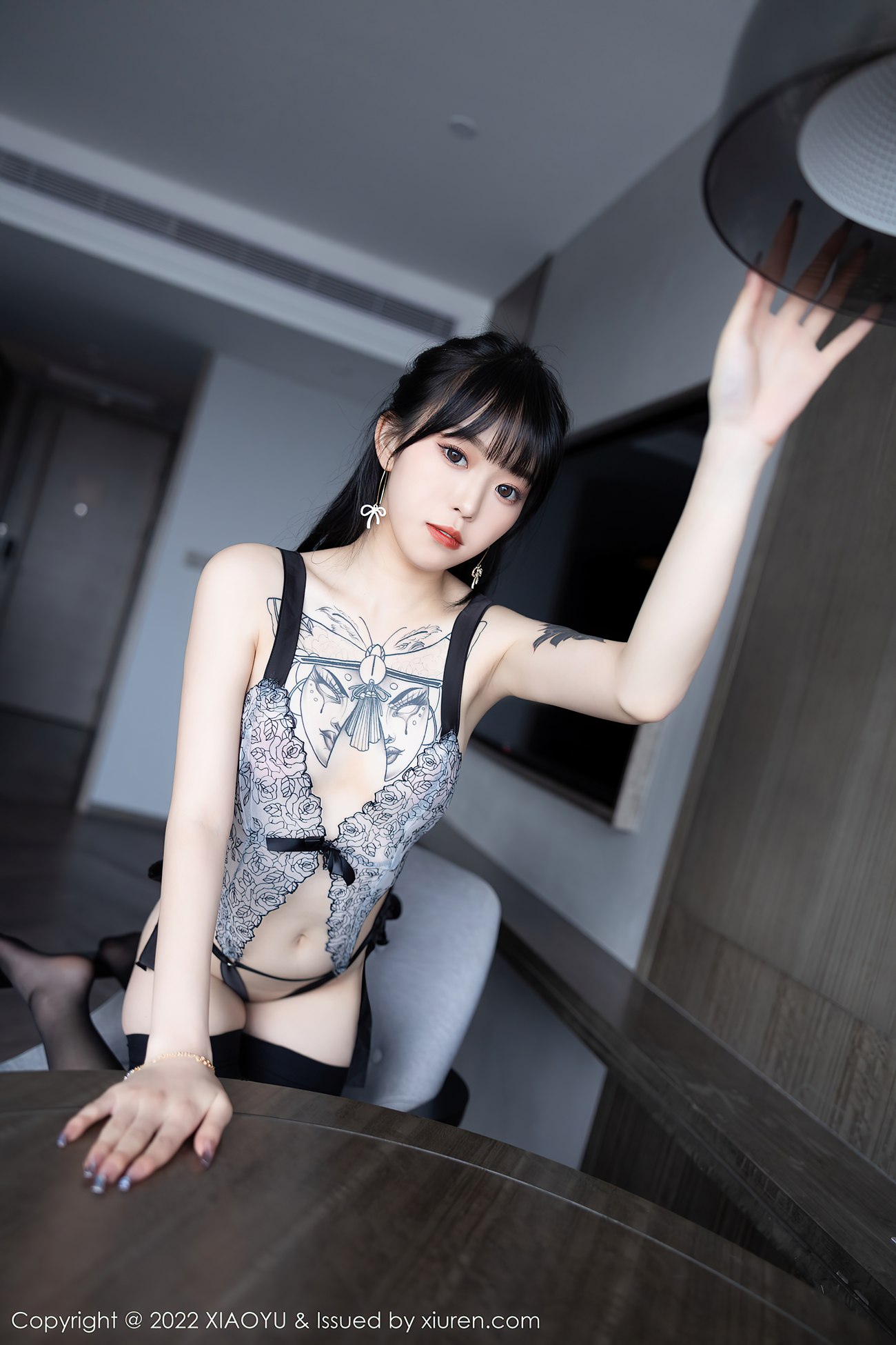 [XIAOYU语画界] 2022.07.11 VOL.817 奶瓶. 美腿黑丝53P]第8张