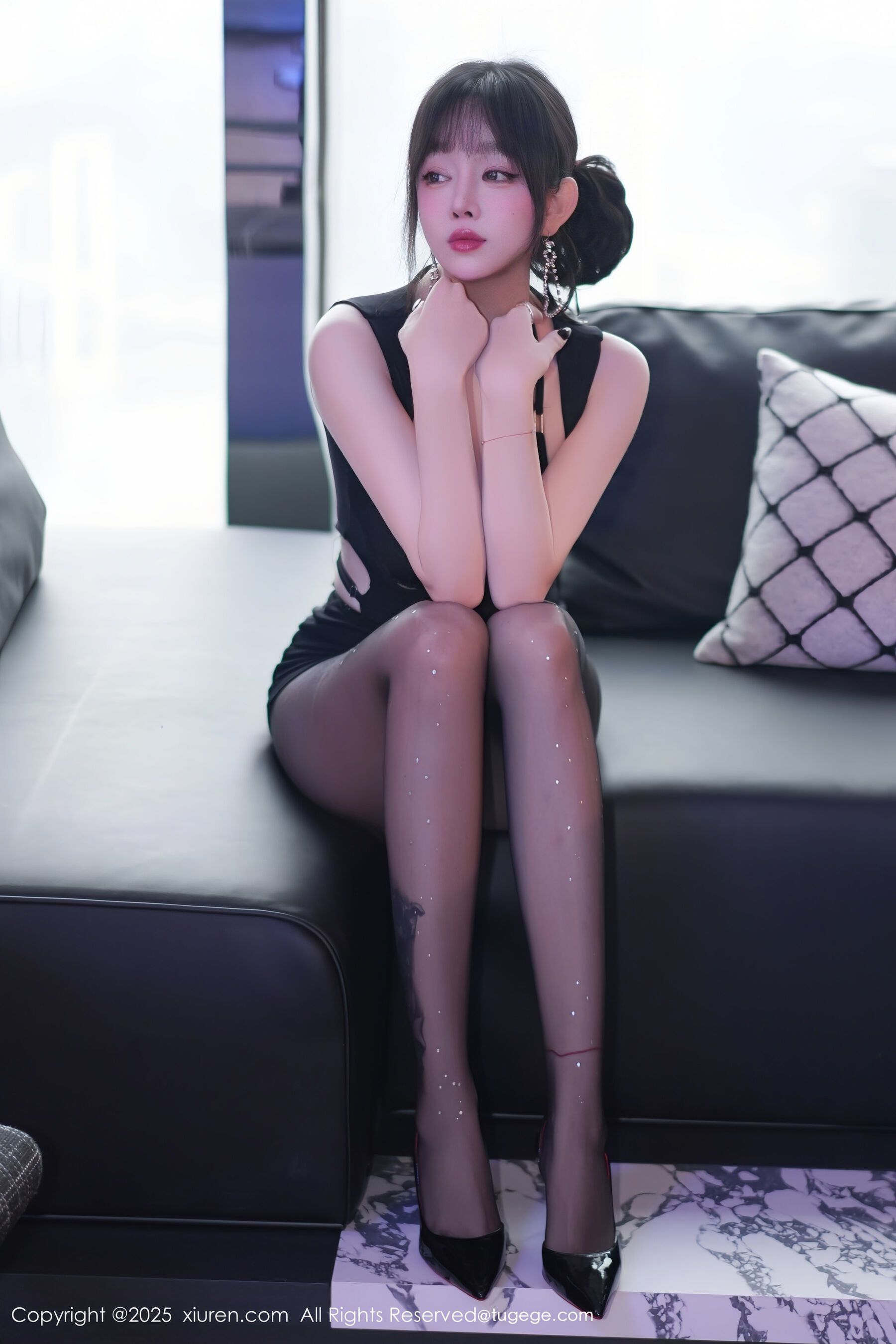  秀人网 王羽纯 Vol.11165 [73P]第1张