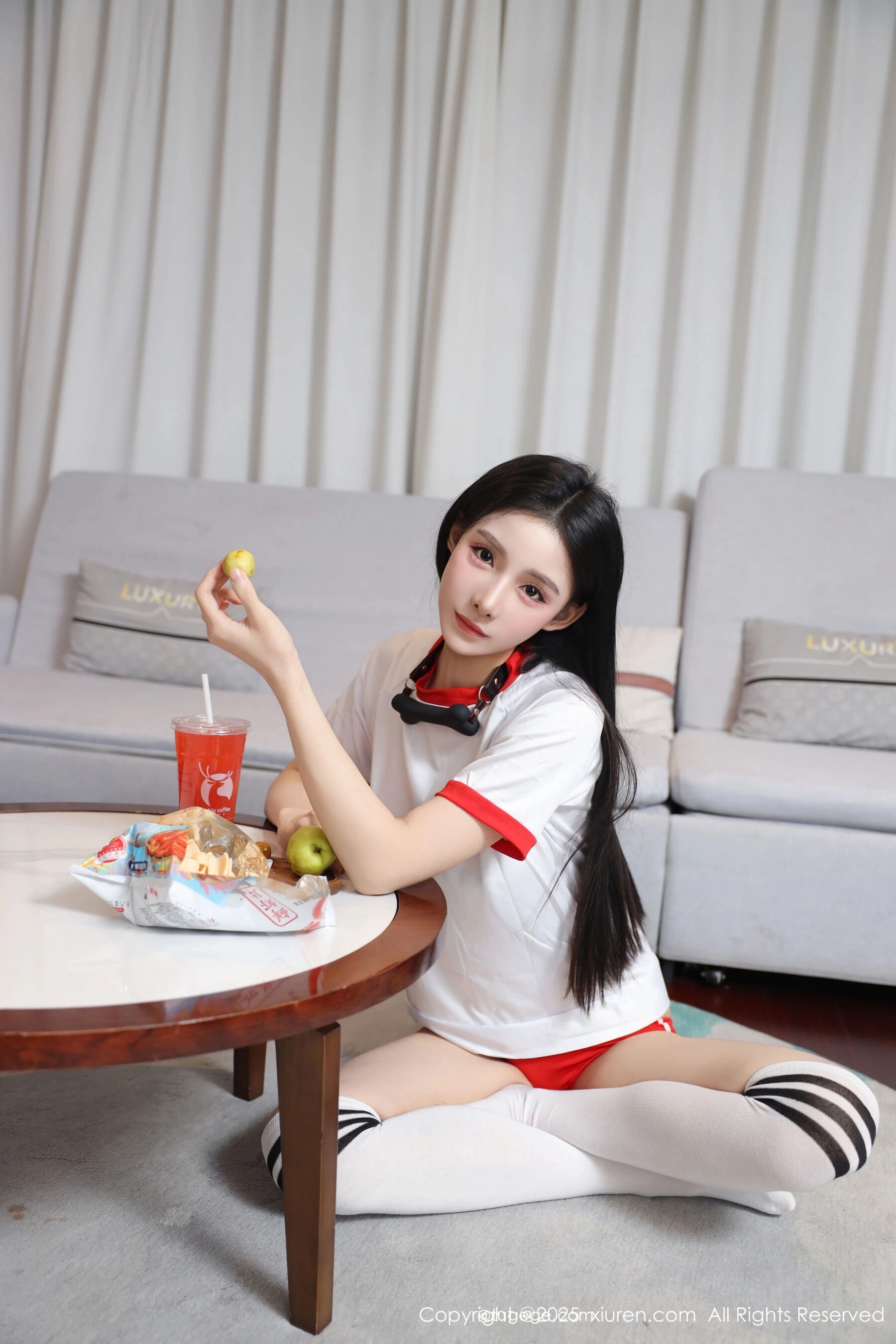  秀人网 许微微呀 Vol.11110 [86P]第10张