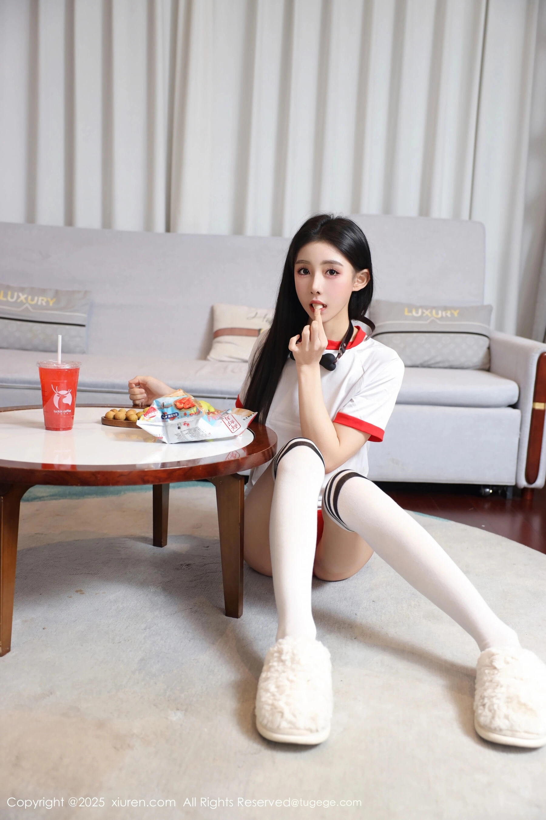  秀人网 许微微呀 Vol.11110 [86P]第3张