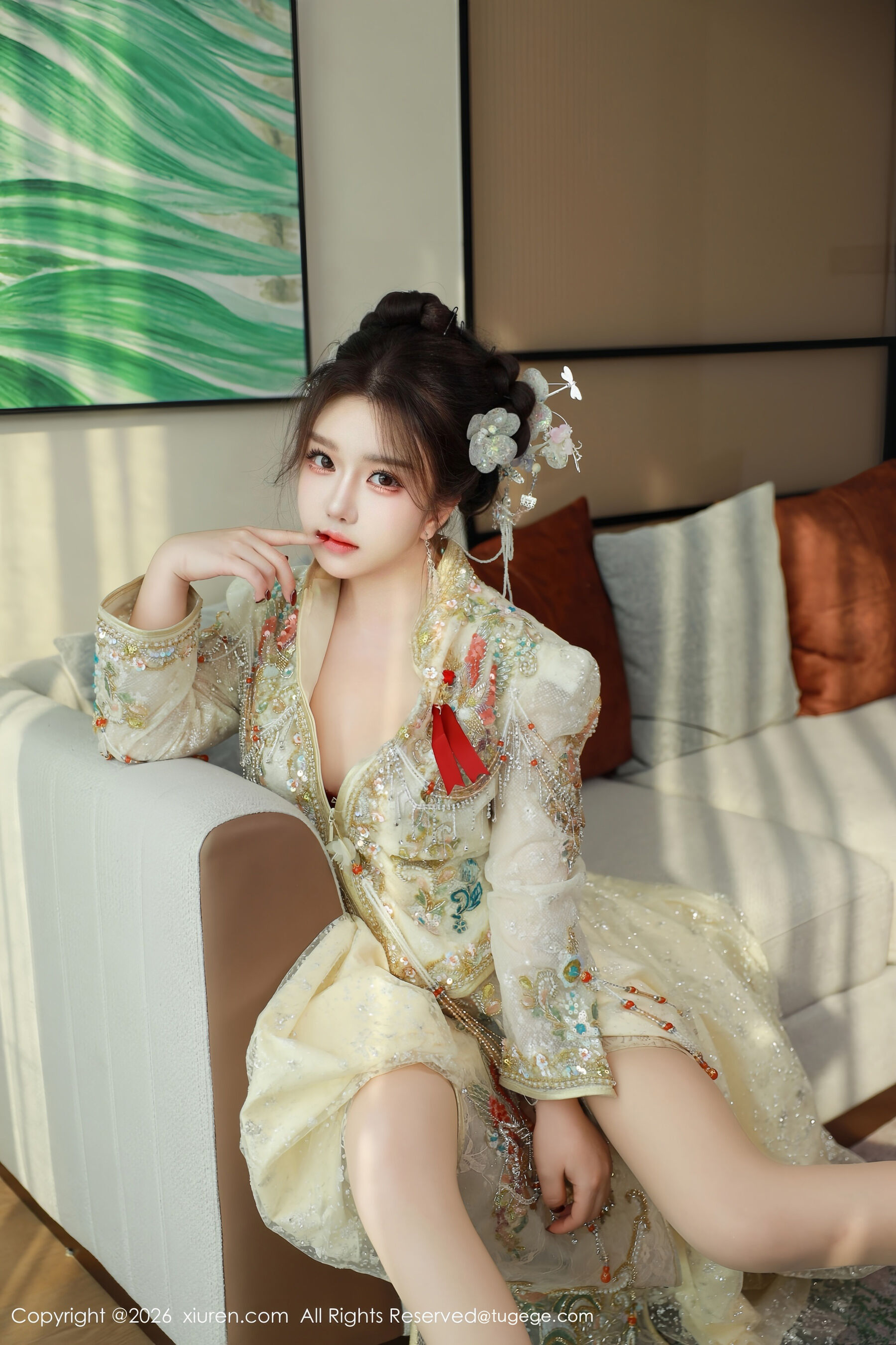  秀人网 小薯条nienie Vol.11220 [56P]第6张