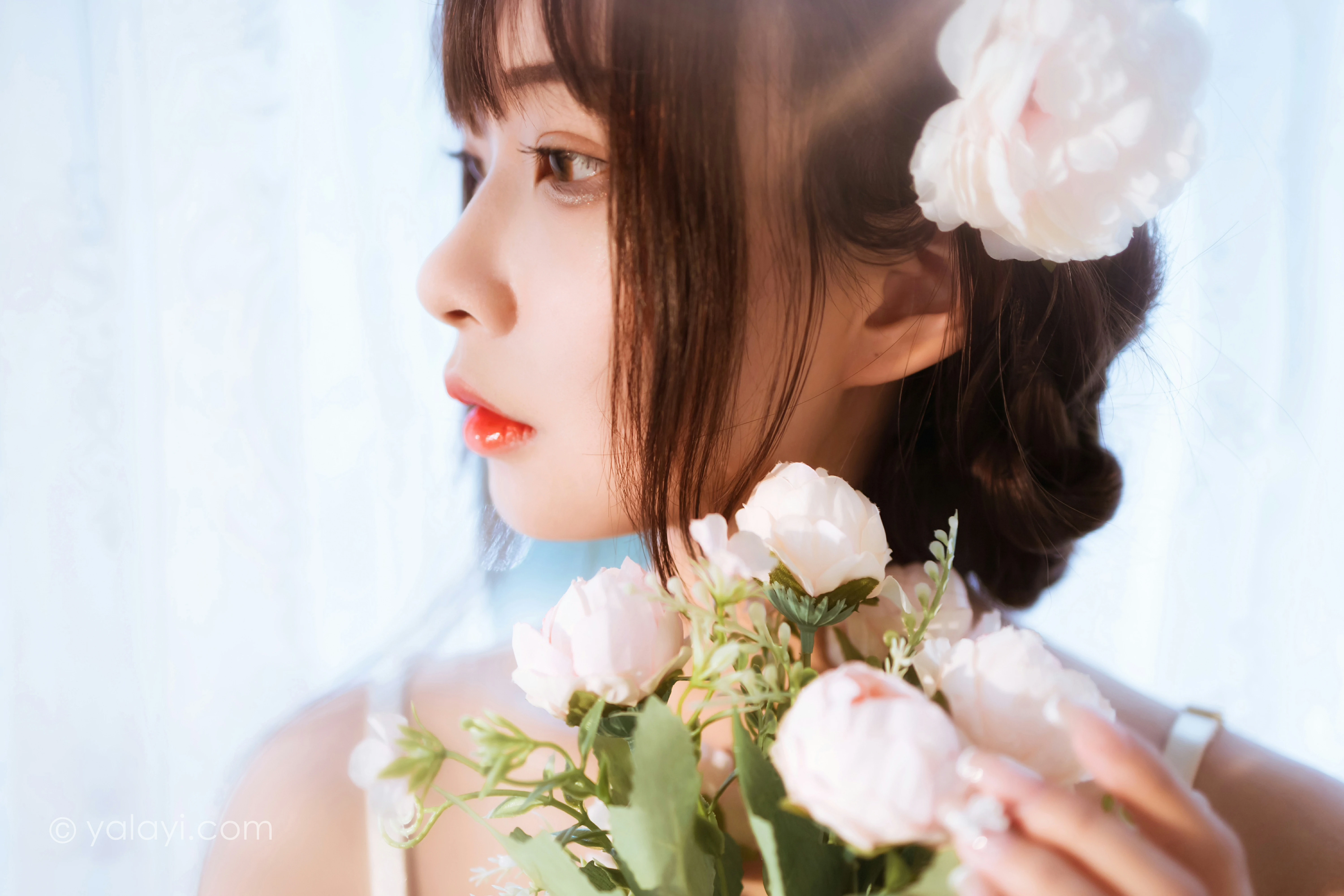 [YALAYI雅拉伊]NO.807 似梦初觉 阿禾 白色透视情趣连衣裙加蕾丝内衣性感私房写真集第13张