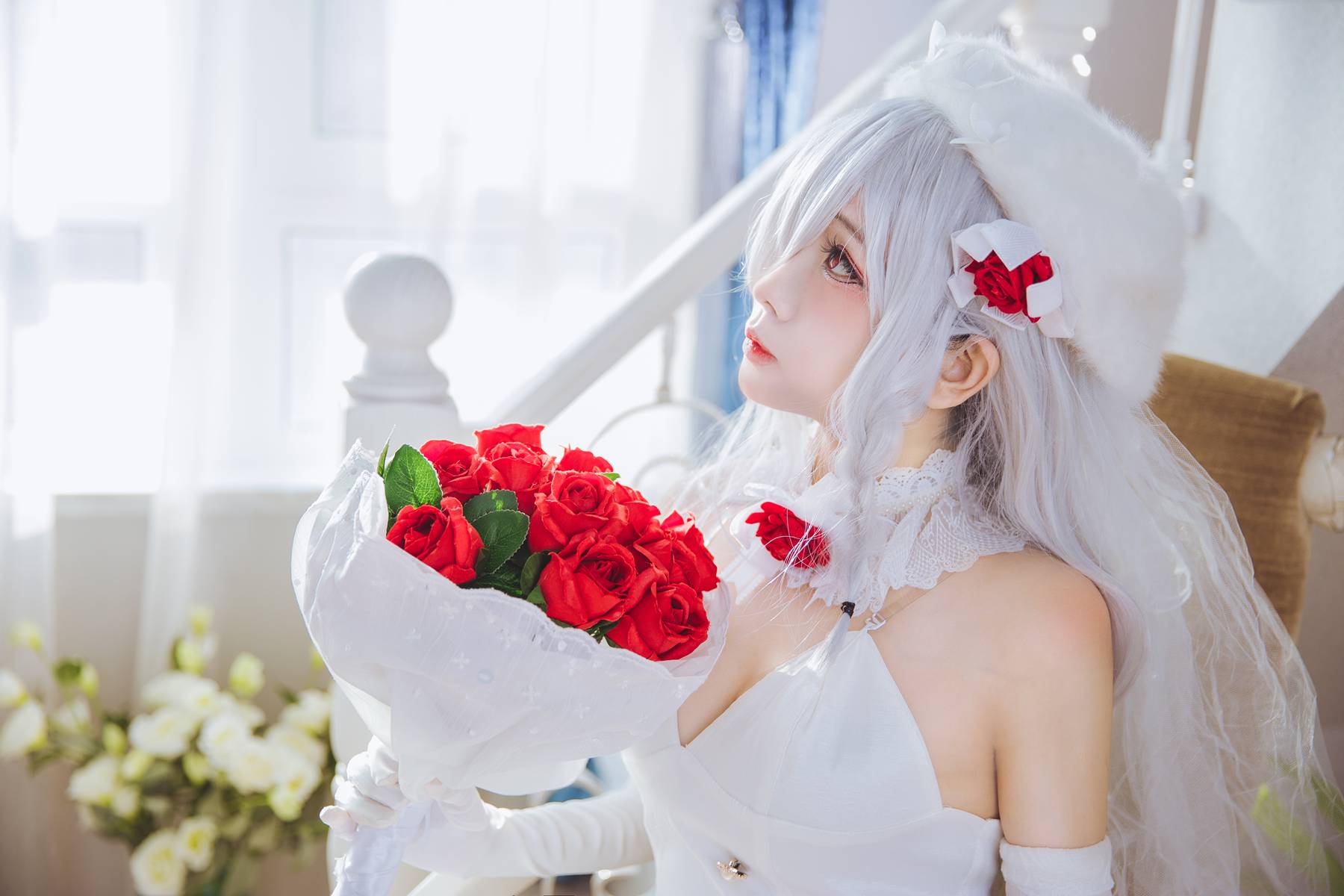 微博人气Coser@日奈娇 礼服 在现浏览第1张