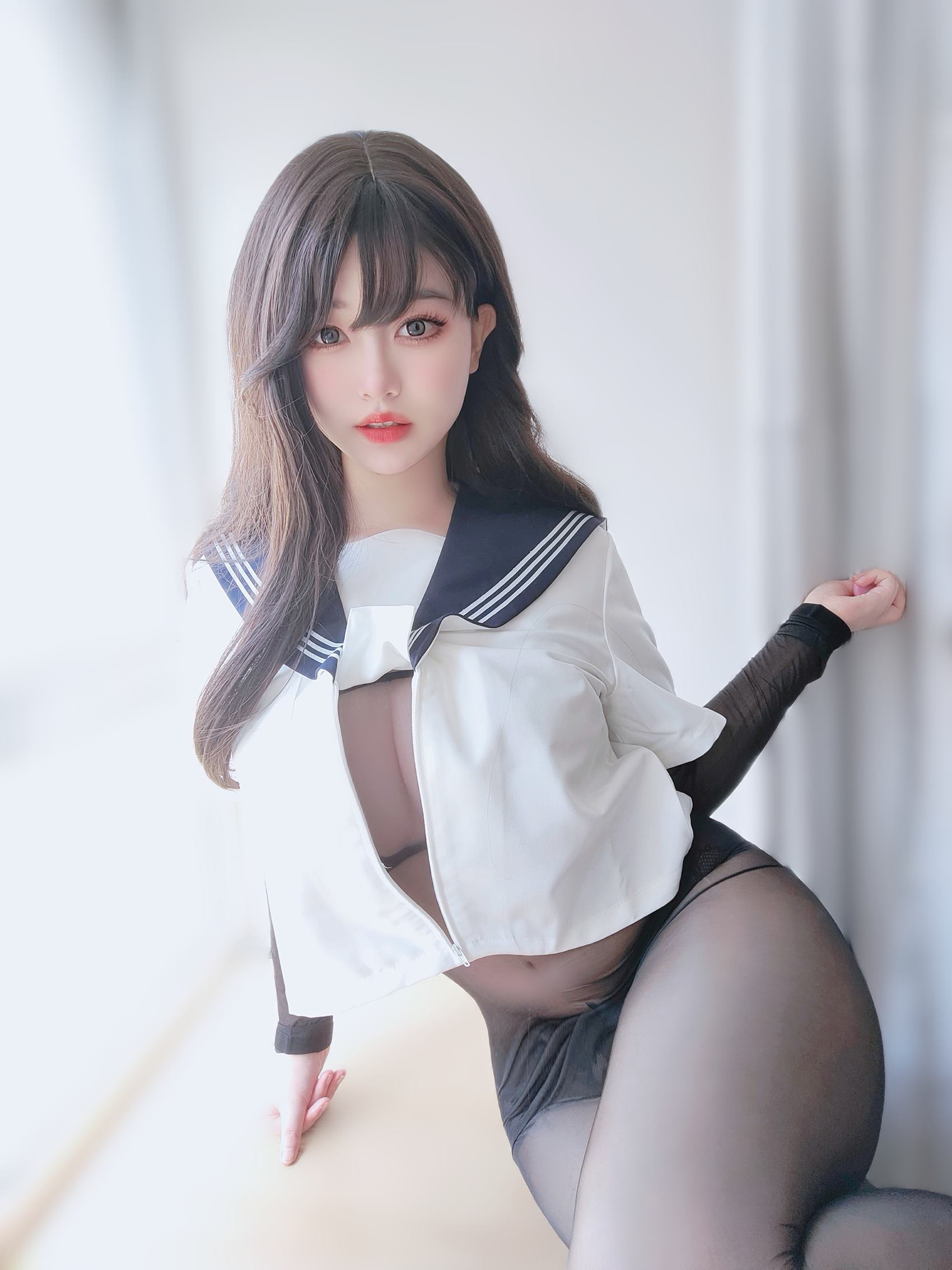 女主K   姓感水手服妹妹[15P]第3张