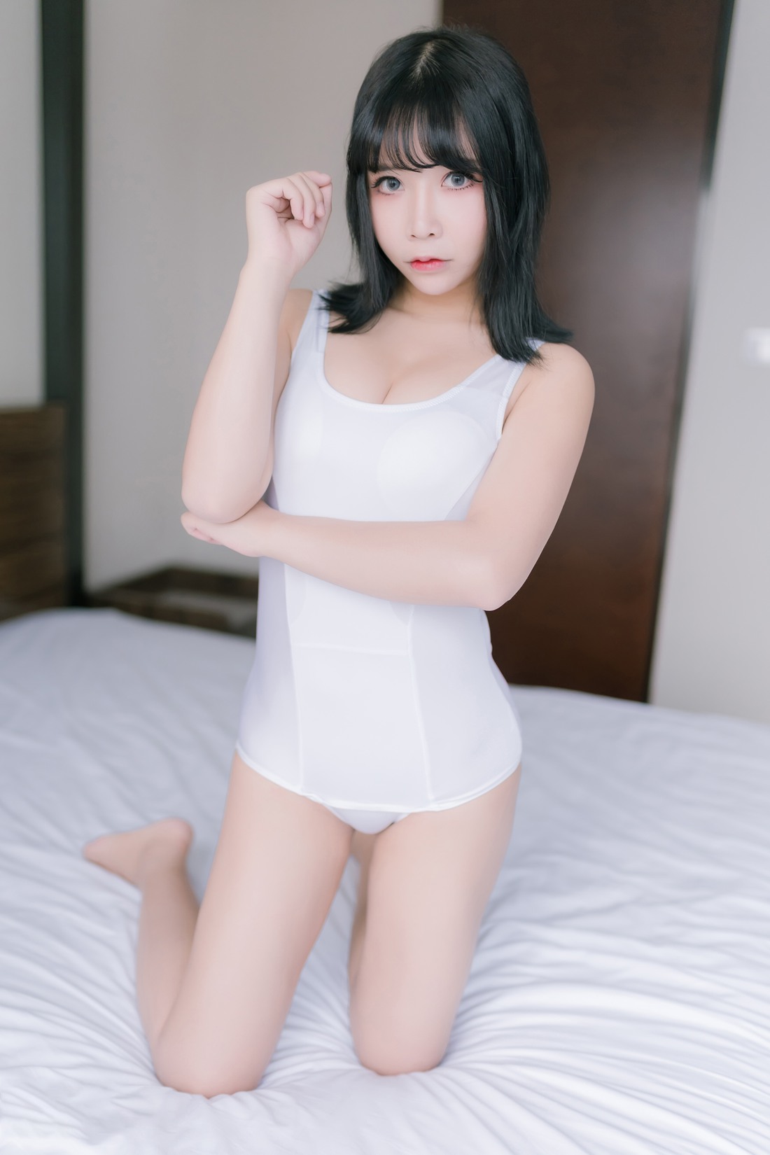 微博红人Coser@抱走莫子aa 大解解 在现浏览第9张