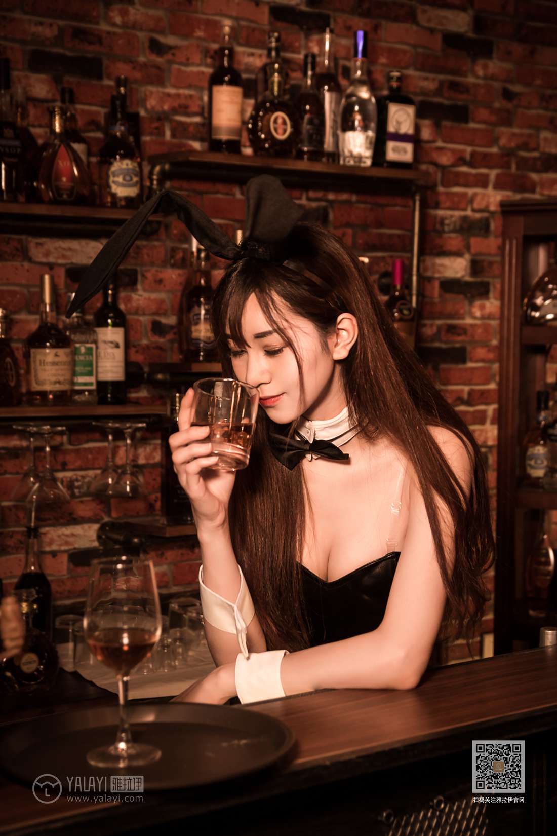 [YALAYI雅拉伊] 2020.02.03 Vol.533 酒吧兔女郎 陈若冰 在现浏览第3张