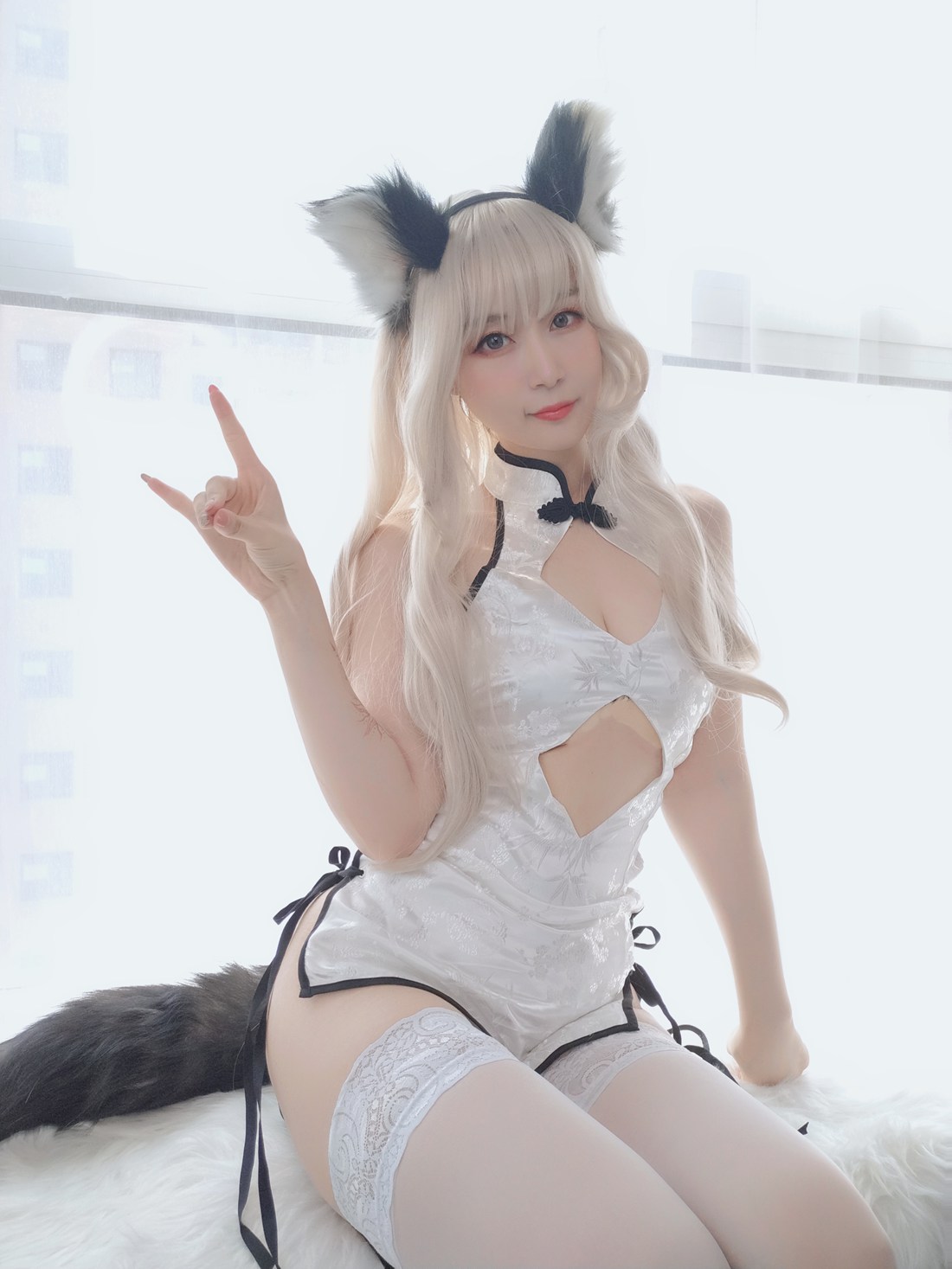 人气动漫Coser@白银81 小白狼 在现浏览第7张