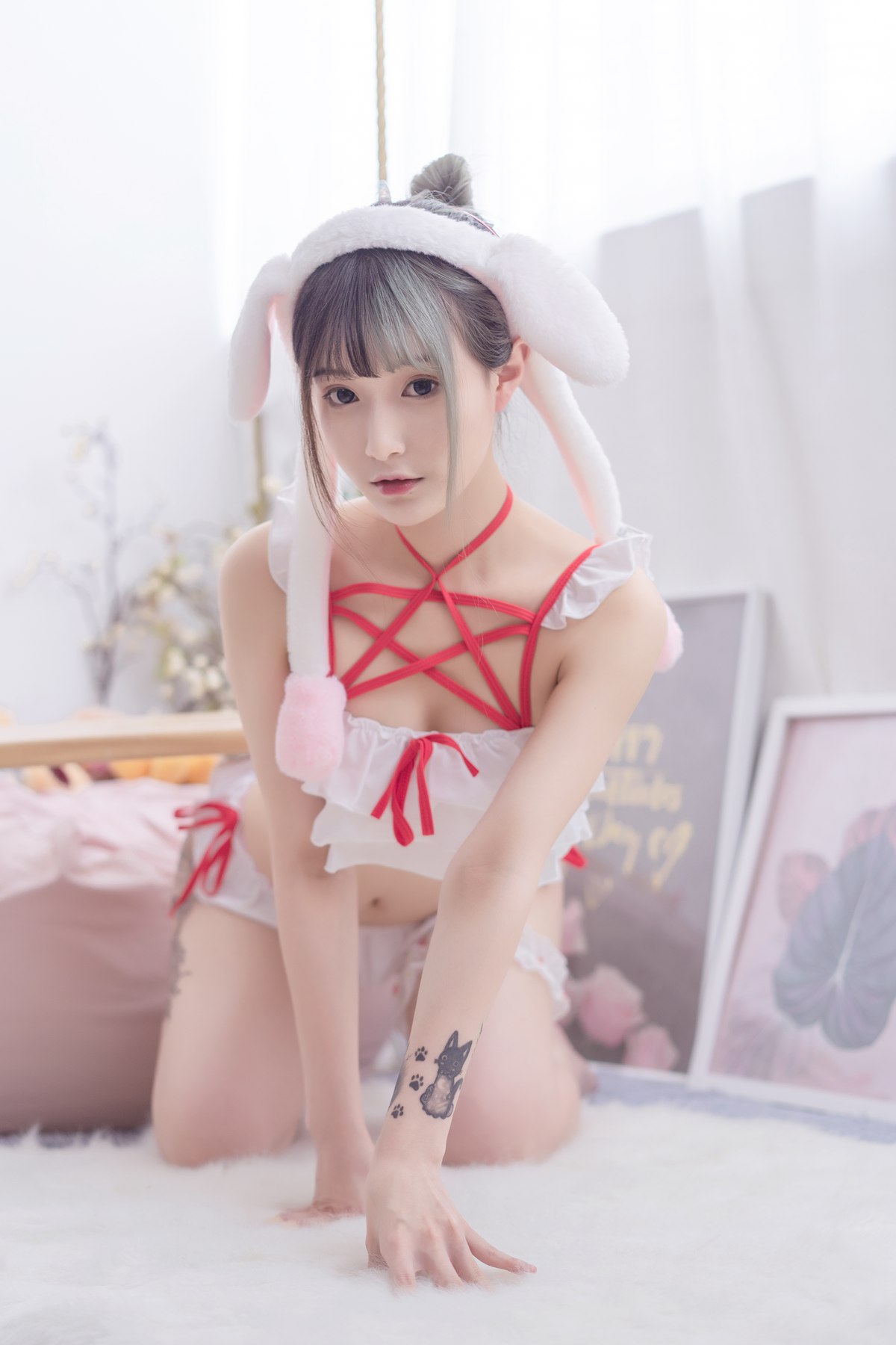 人气动漫Coser@铁板烧鬼舞 至服本 泳衣 在现浏览第1张