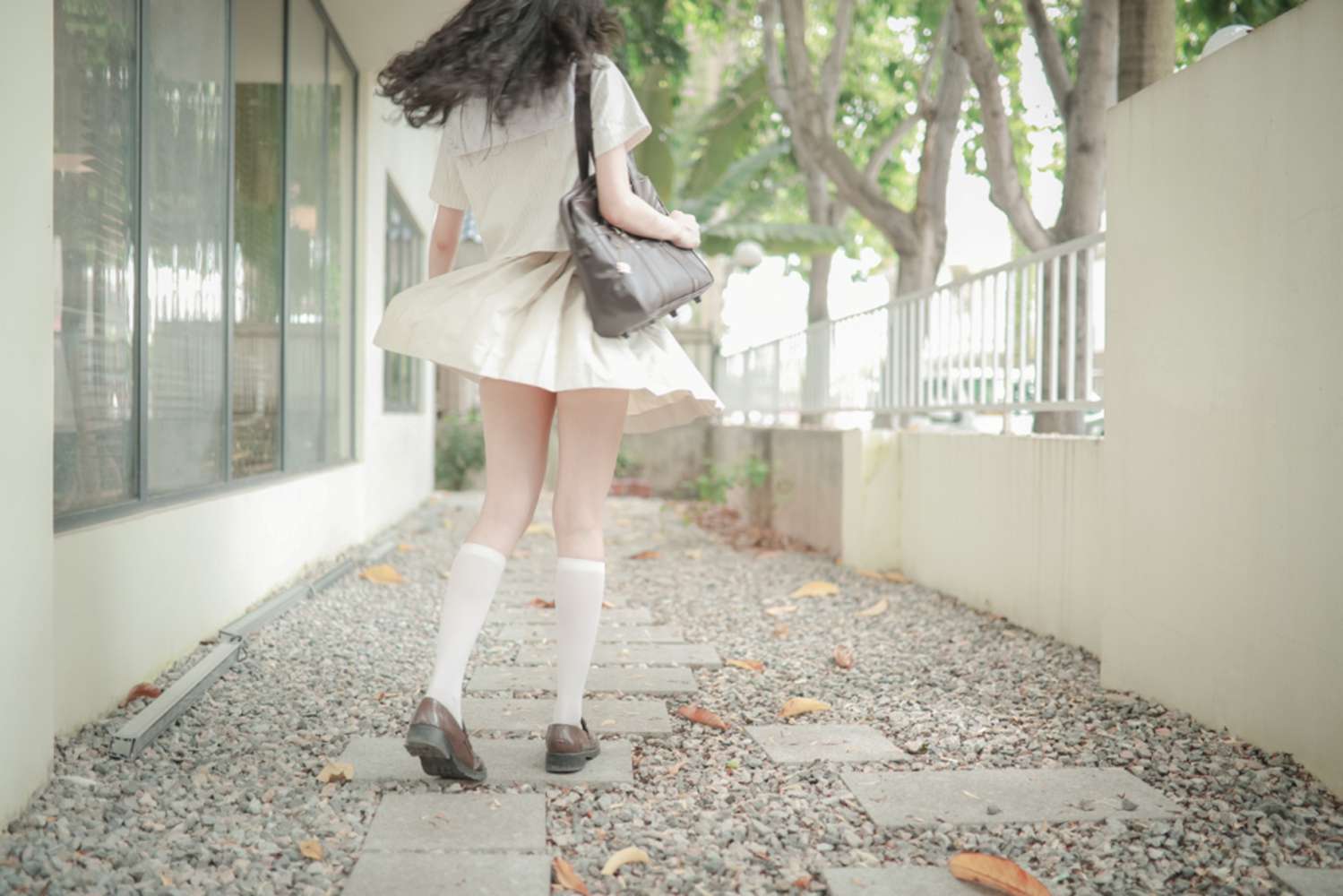 网荭Coser@木绵绵OwO 水手服 在现浏览第2张