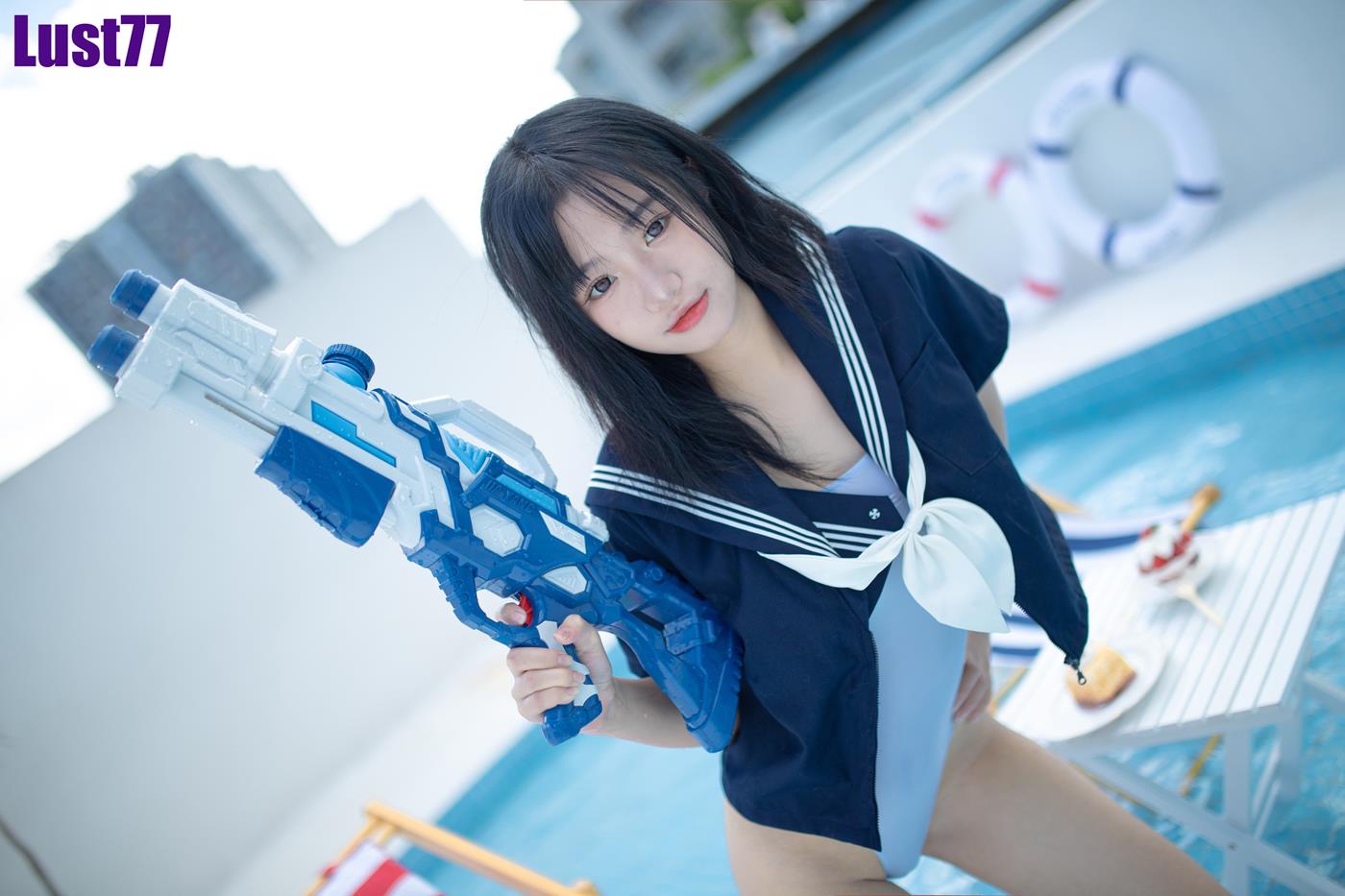 人气Coser@柒柒要乖哦 清凉夏日 [22P]第1张