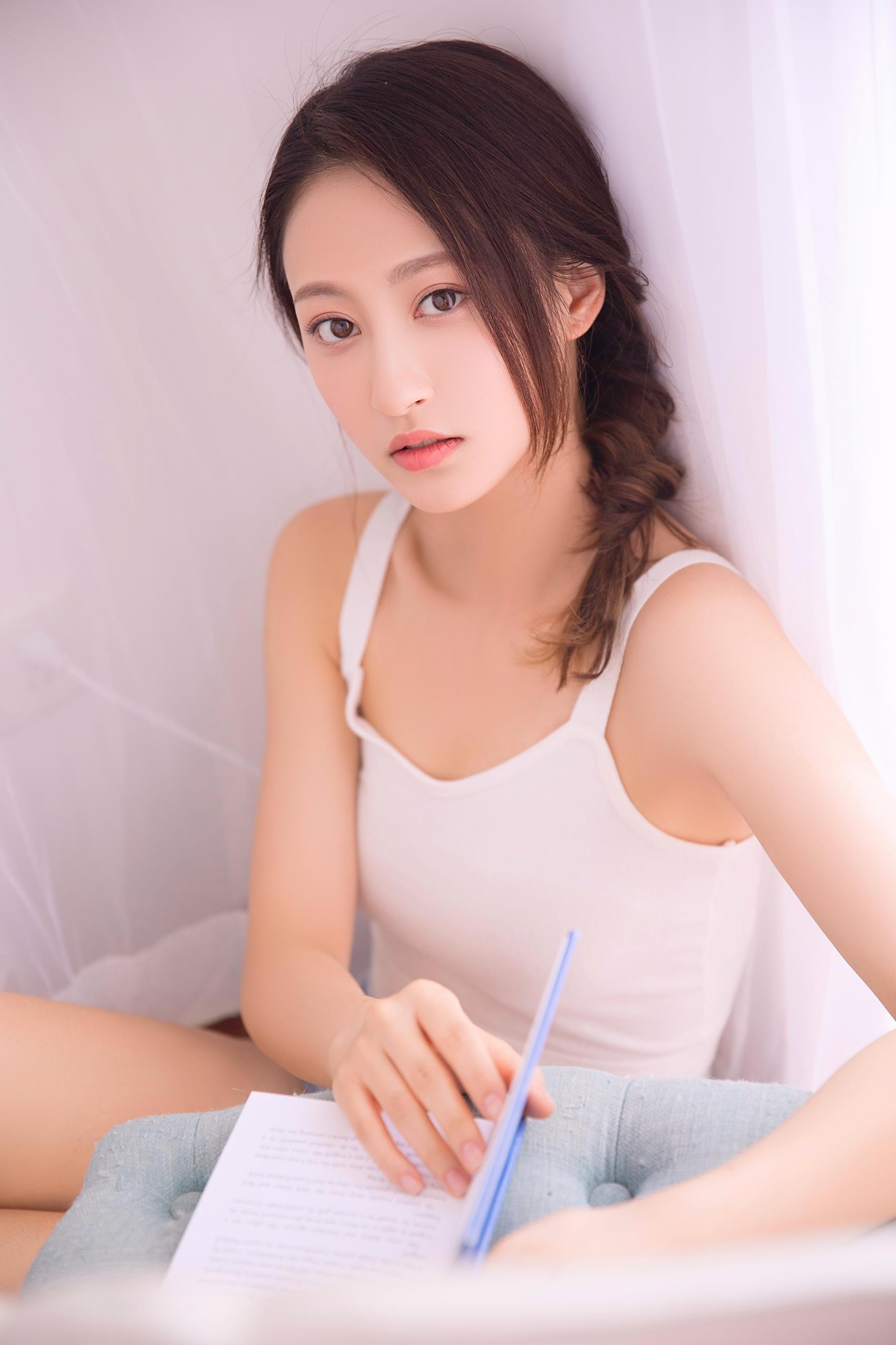 [YALAYI雅拉伊]2023.07.26 NO.1051 眼里花影[24+1P]第4张