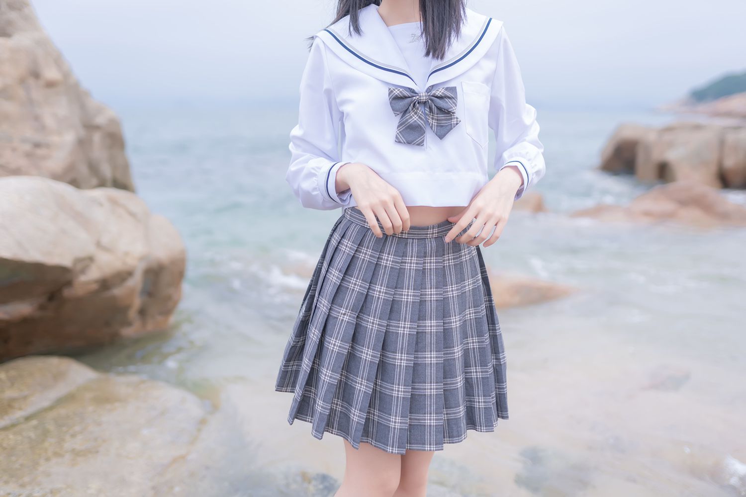 网荭Coser@木绵绵OwO 海边JK 在现浏览第3张