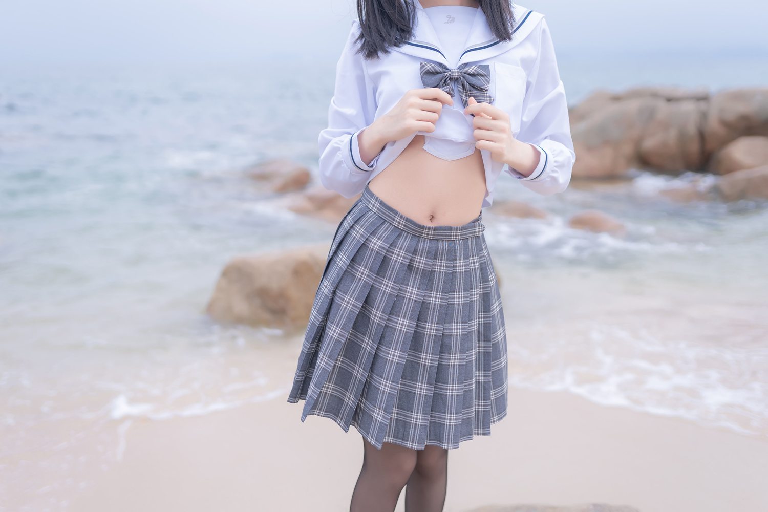 网荭Coser@木绵绵OwO 海边JK 在现浏览第8张