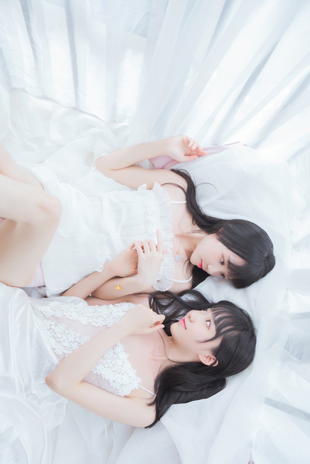 网荭Coser@木绵绵OwO 朝(白裙×白裙) 在现浏览第9张