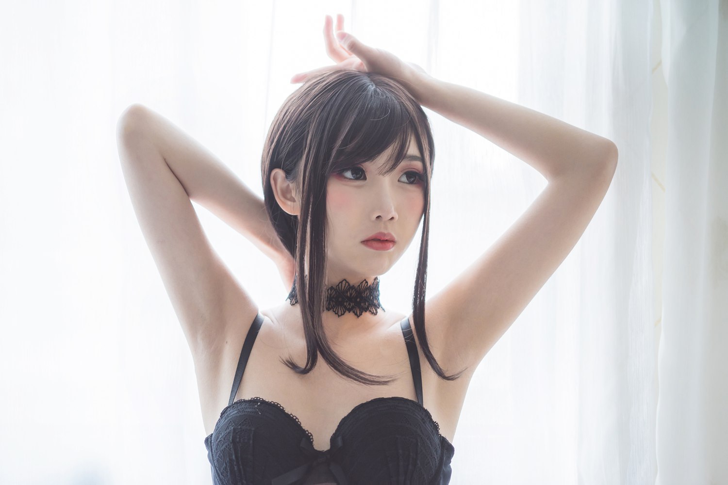 网荭Coser@面饼仙儿 脑内少女 黑色束衣 在现浏览第2张