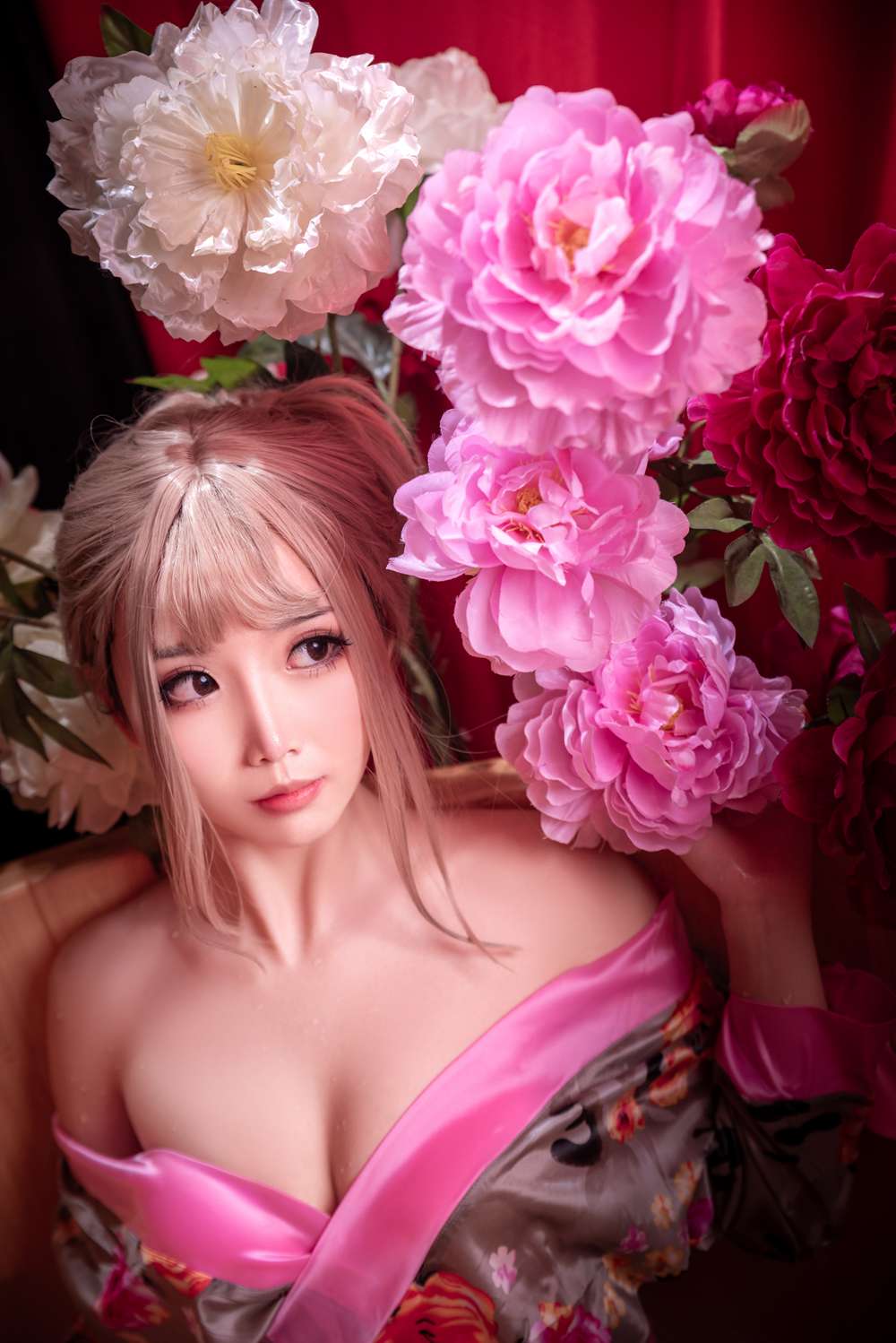 网荭Coser@面饼仙儿 出水芙蓉 在现浏览第1张