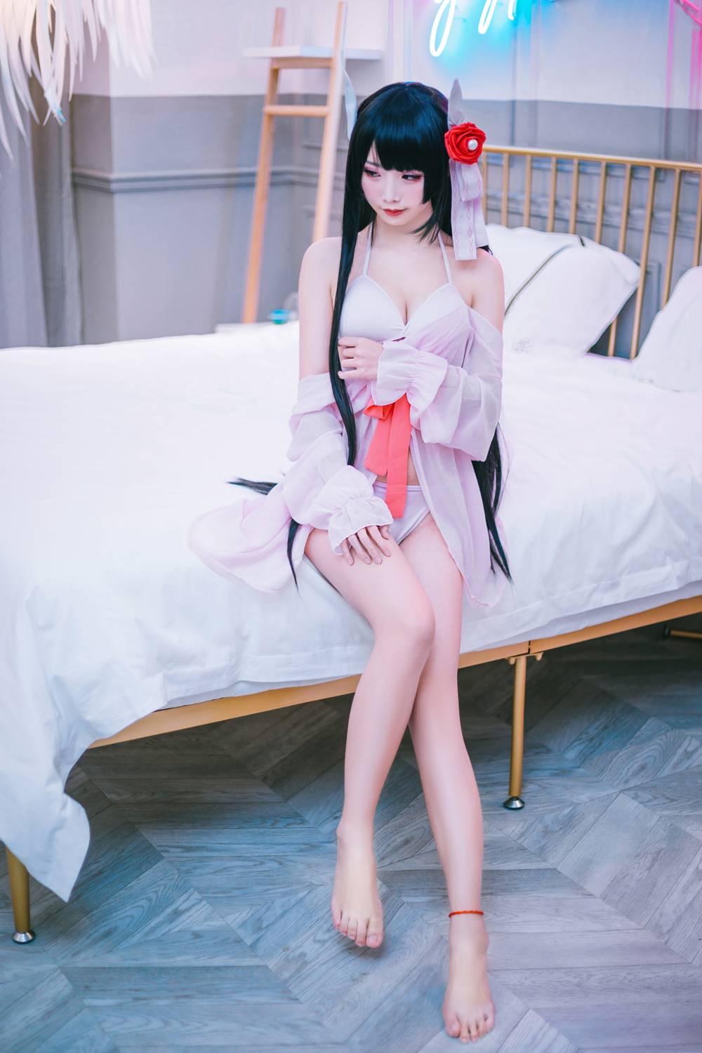 网荭Coser@面饼仙儿 鲟睡衣 在现浏览第3张