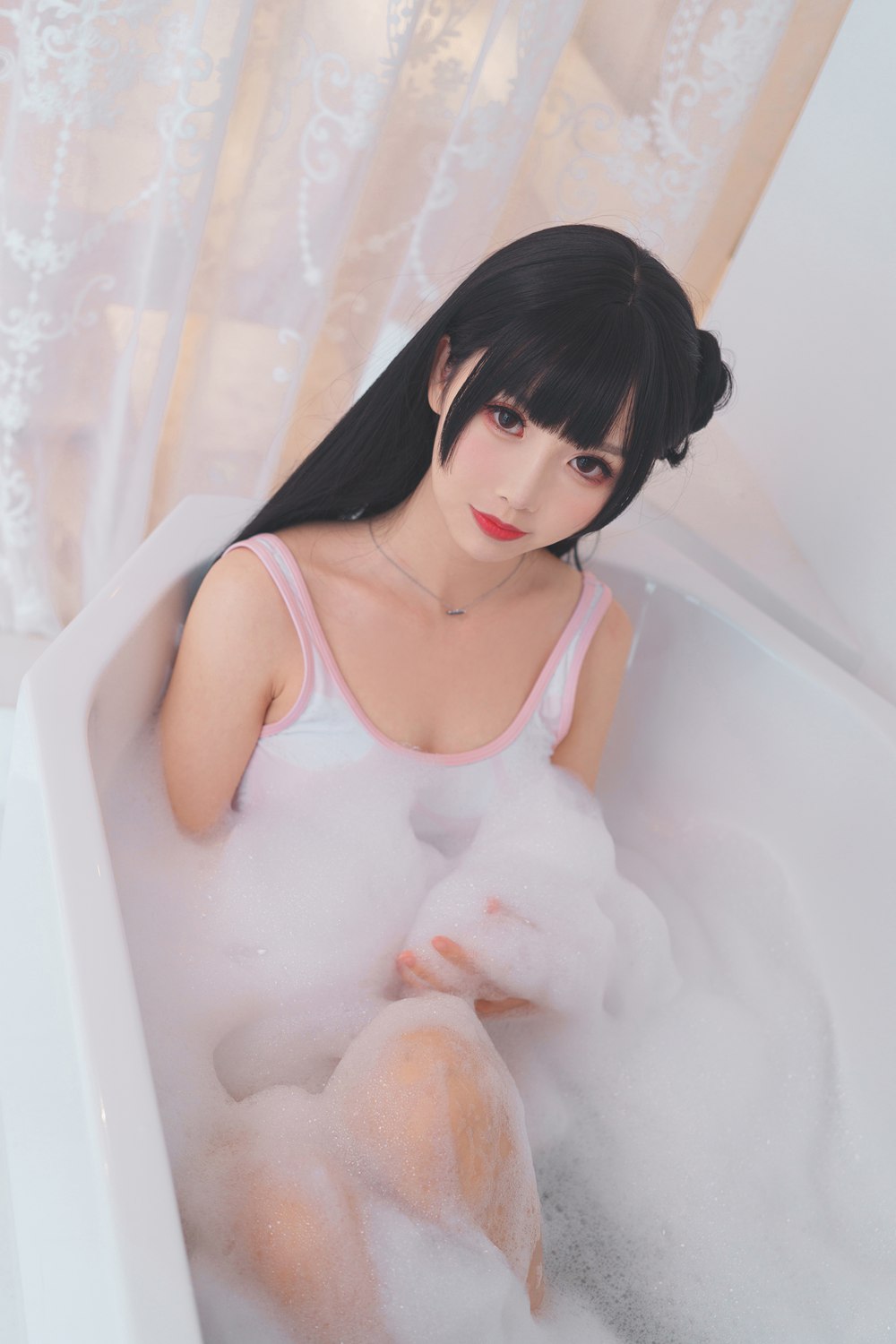 网荭Coser@面饼仙儿 浴缸泡泡 在现浏览第6张