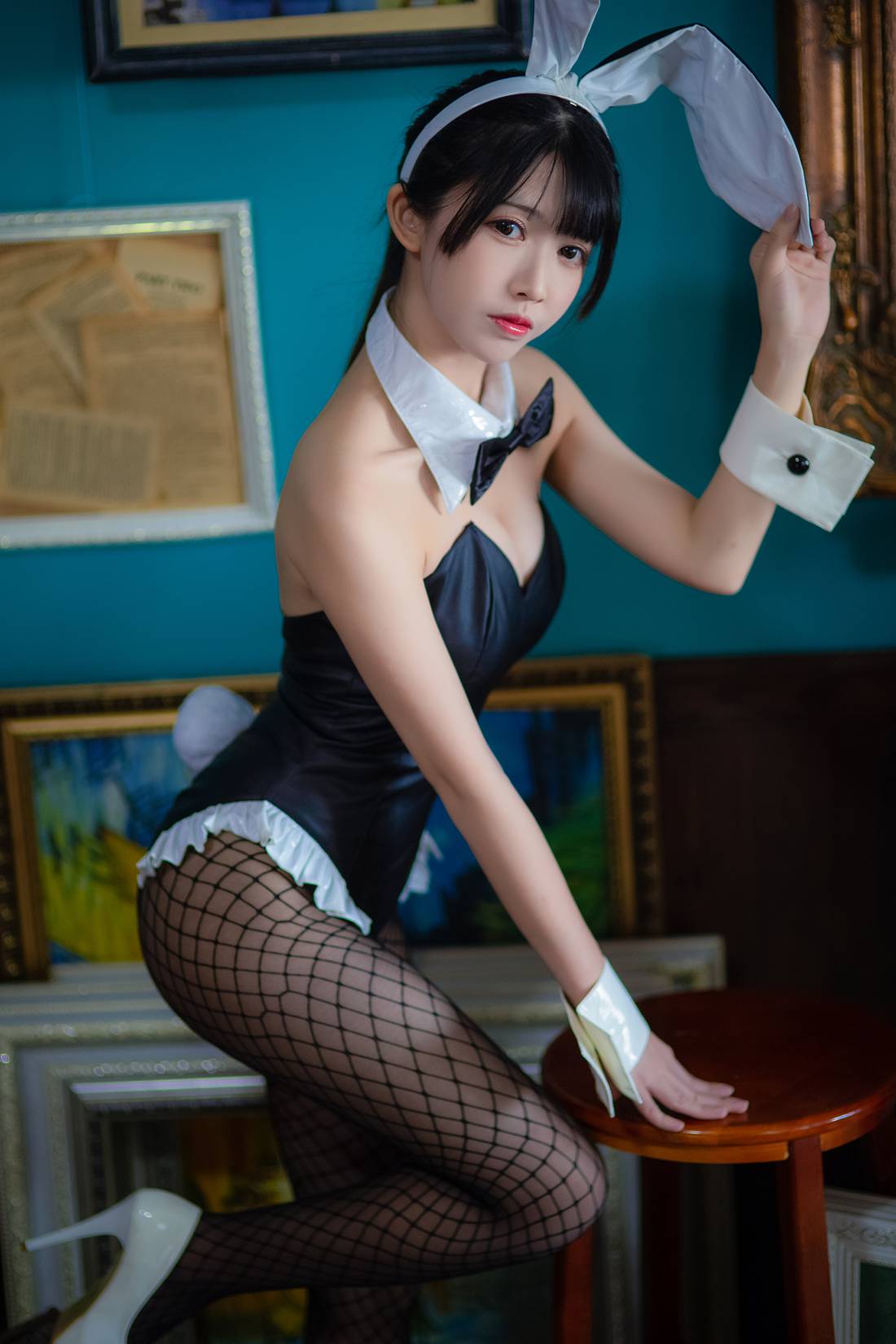 网荭Coser@鳗鱼霏儿 加藤惠 兔女郎 在现浏览第4张