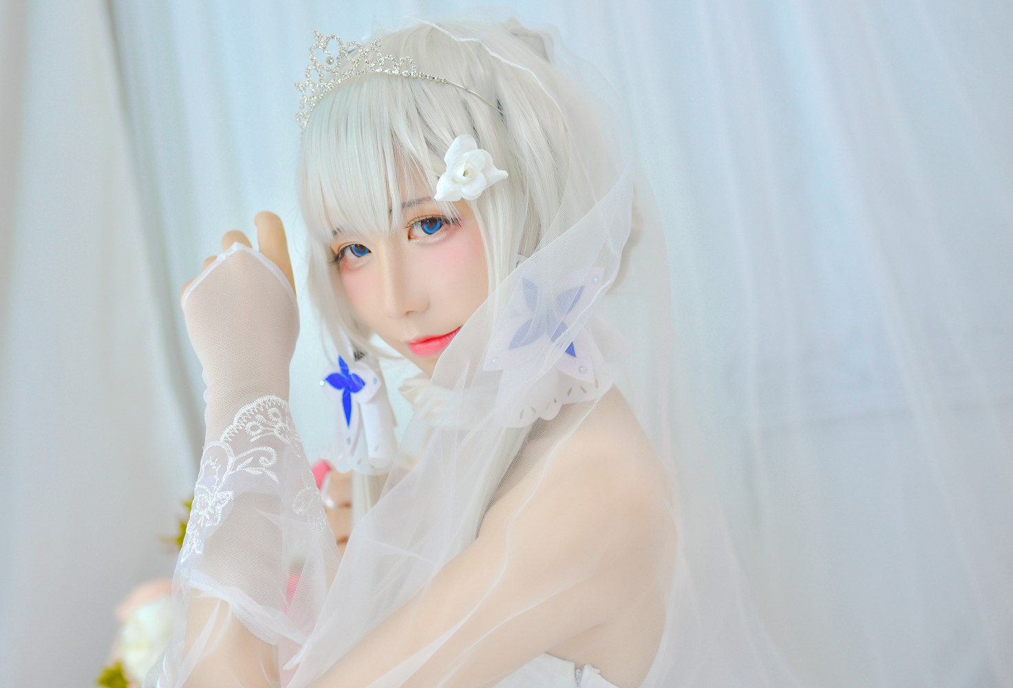 网荭Coser@九曲Jean 婚纱 在现浏览第4张