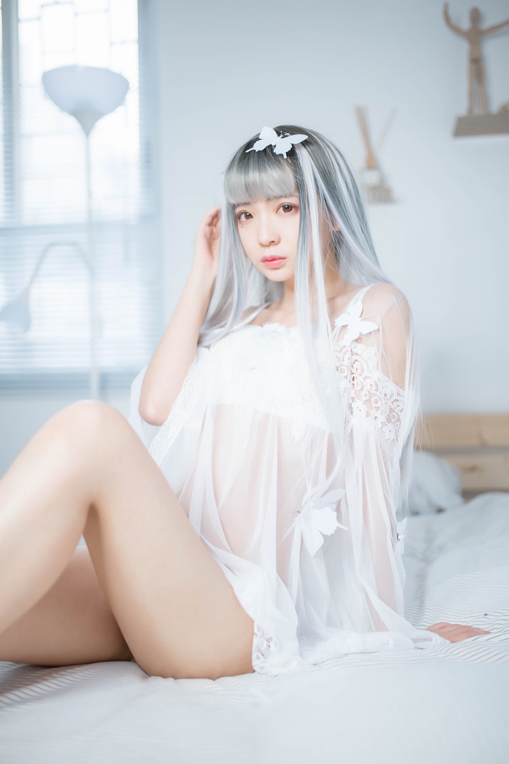 网荭Coser@疯猫ss 白纱 在现浏览第1张