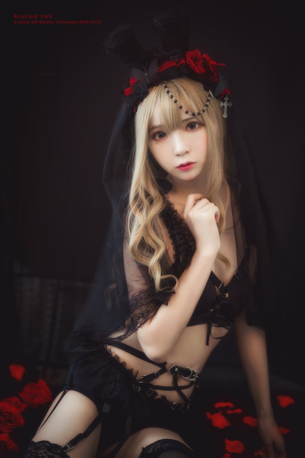 网荭Coser@疯猫ss 黑色玫瑰 在现浏览第4张