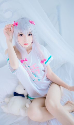 网荭Coser@疯猫ss 纱雾 在现浏览