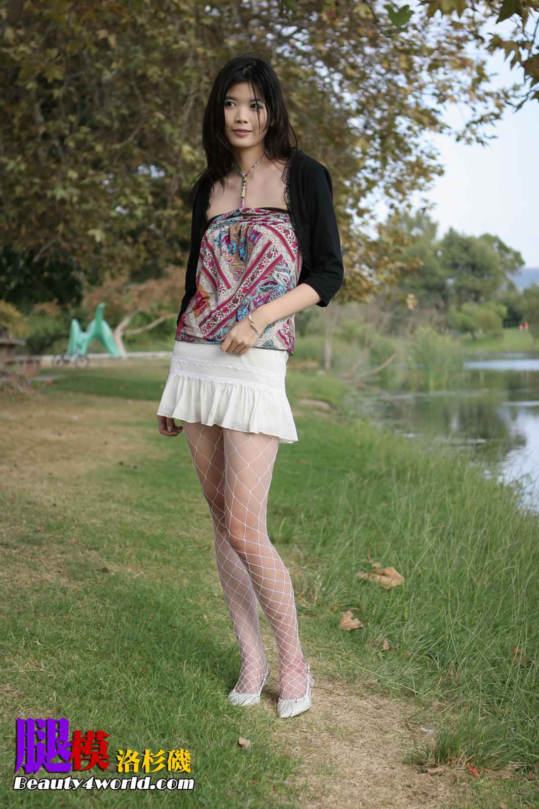 [BeautyLeg] No.035 Arina 在现浏览第1张