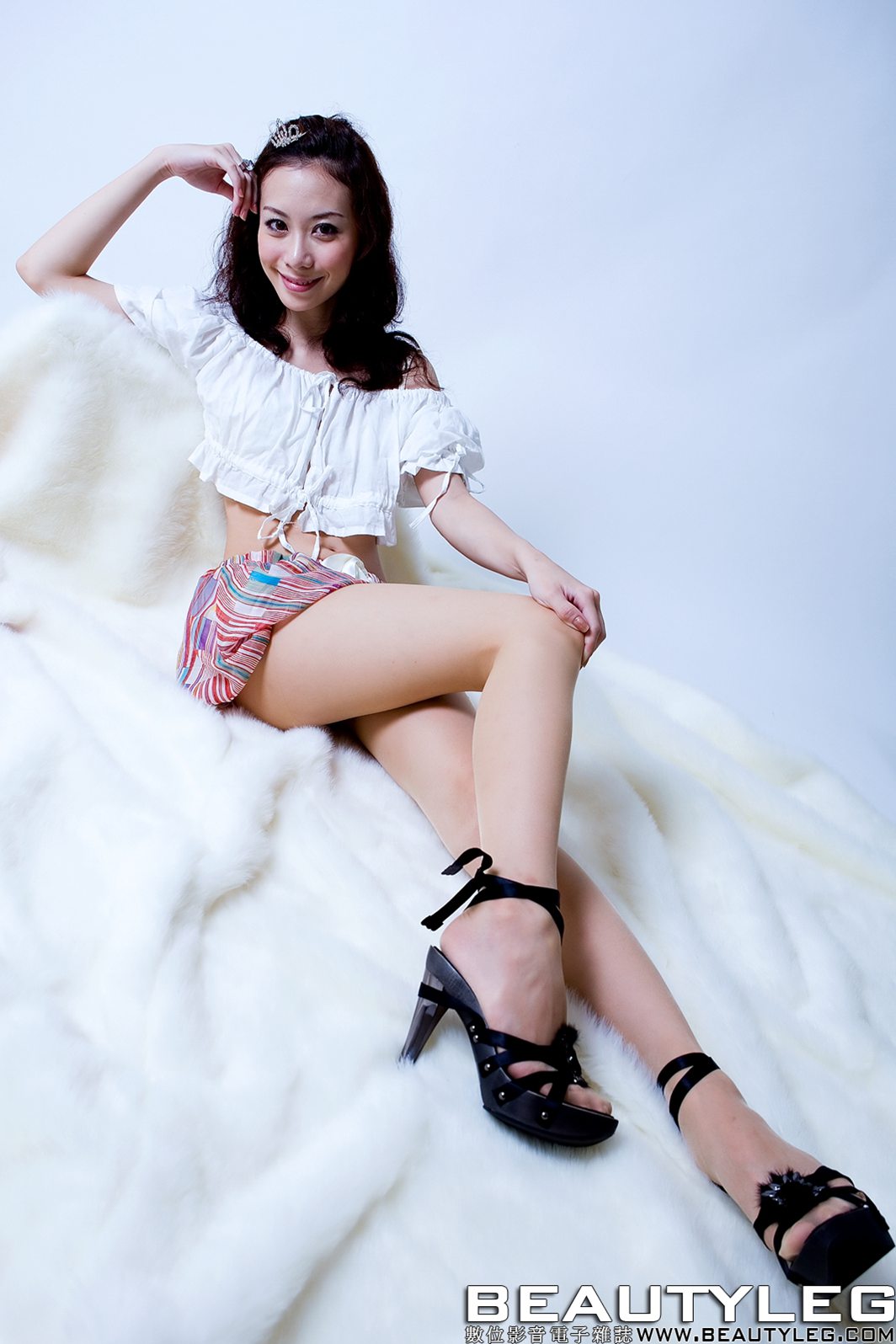 [BeautyLeg] No.093 Emily 在现浏览第7张