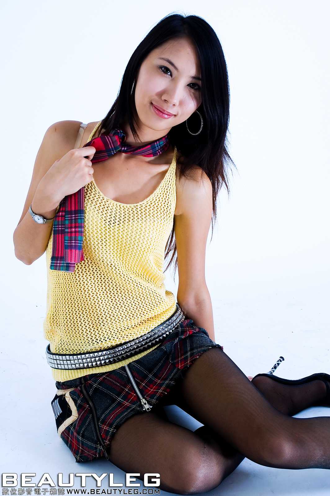 [BeautyLeg] No.101 YoYo 第七期 100 pics 在现浏览第8张