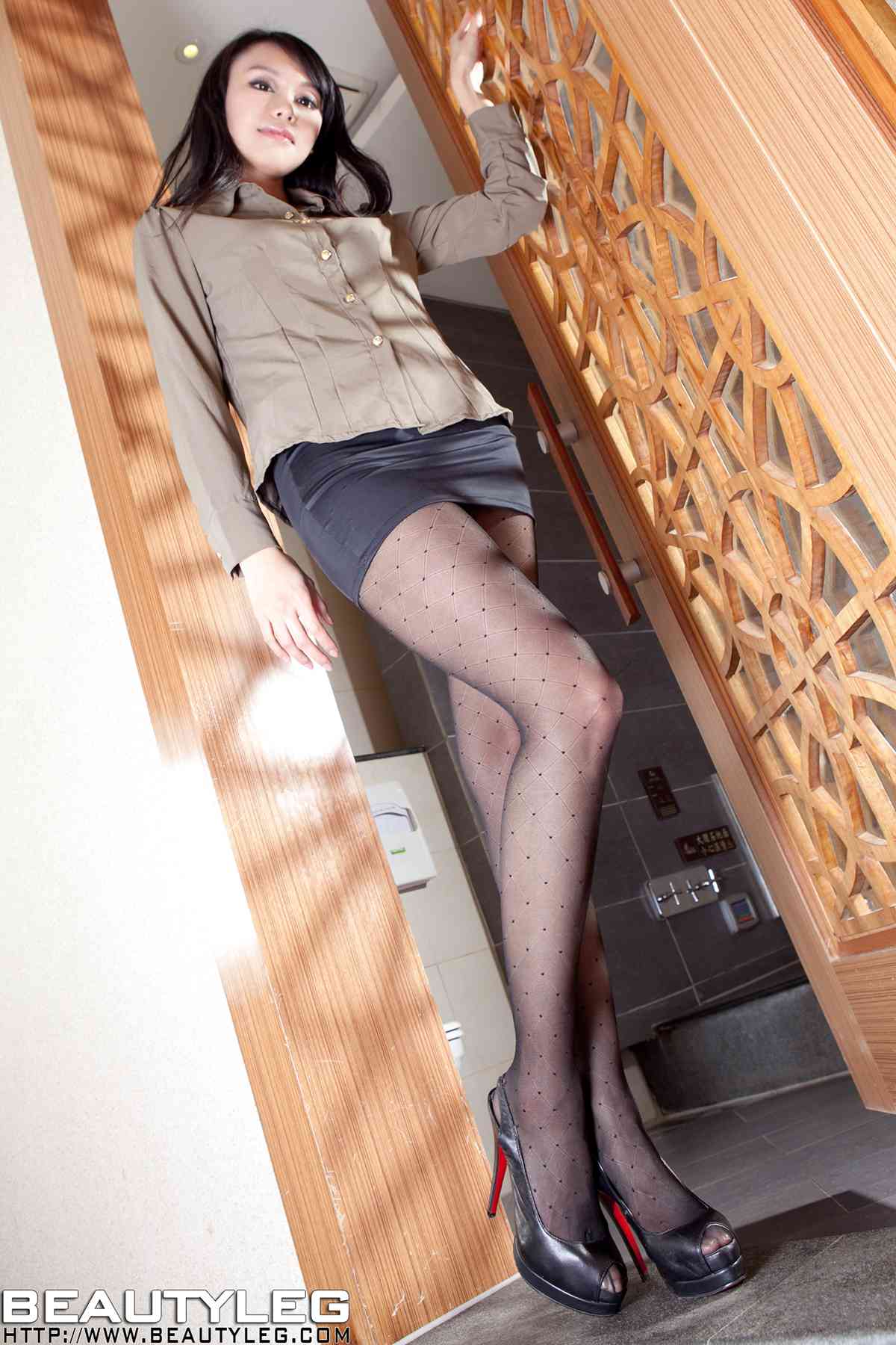 [BeautyLeg] No.535 Eva[70P] 在现浏览第5张