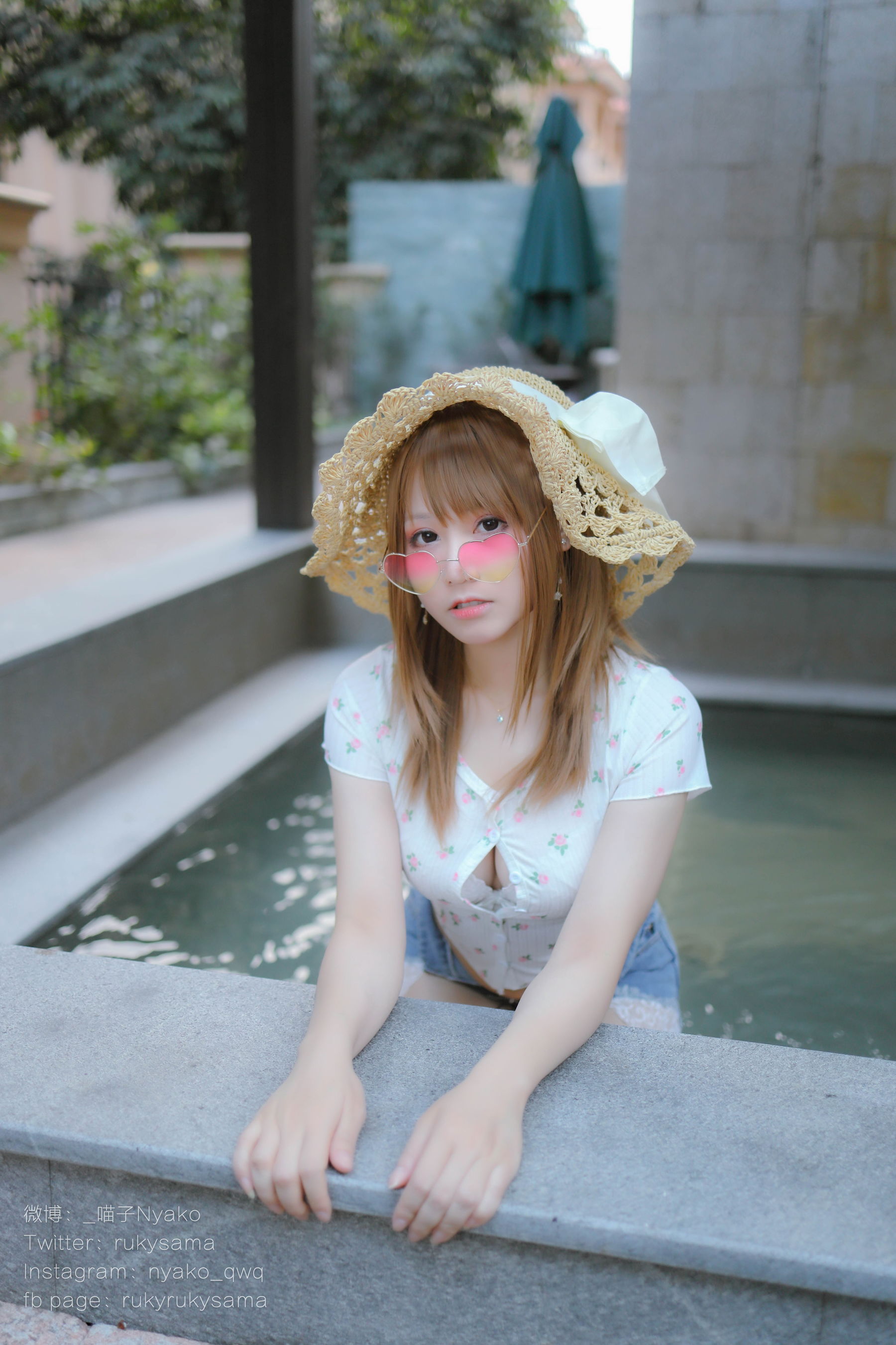 [网红COSER写真] 萌妹子Nyako喵子 - 温泉旅行第6张