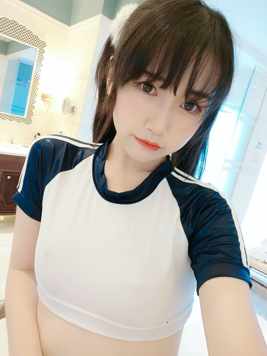 [网红COSER写真] 微博人气Coser不呆猫 - 三亚泳衣第7张