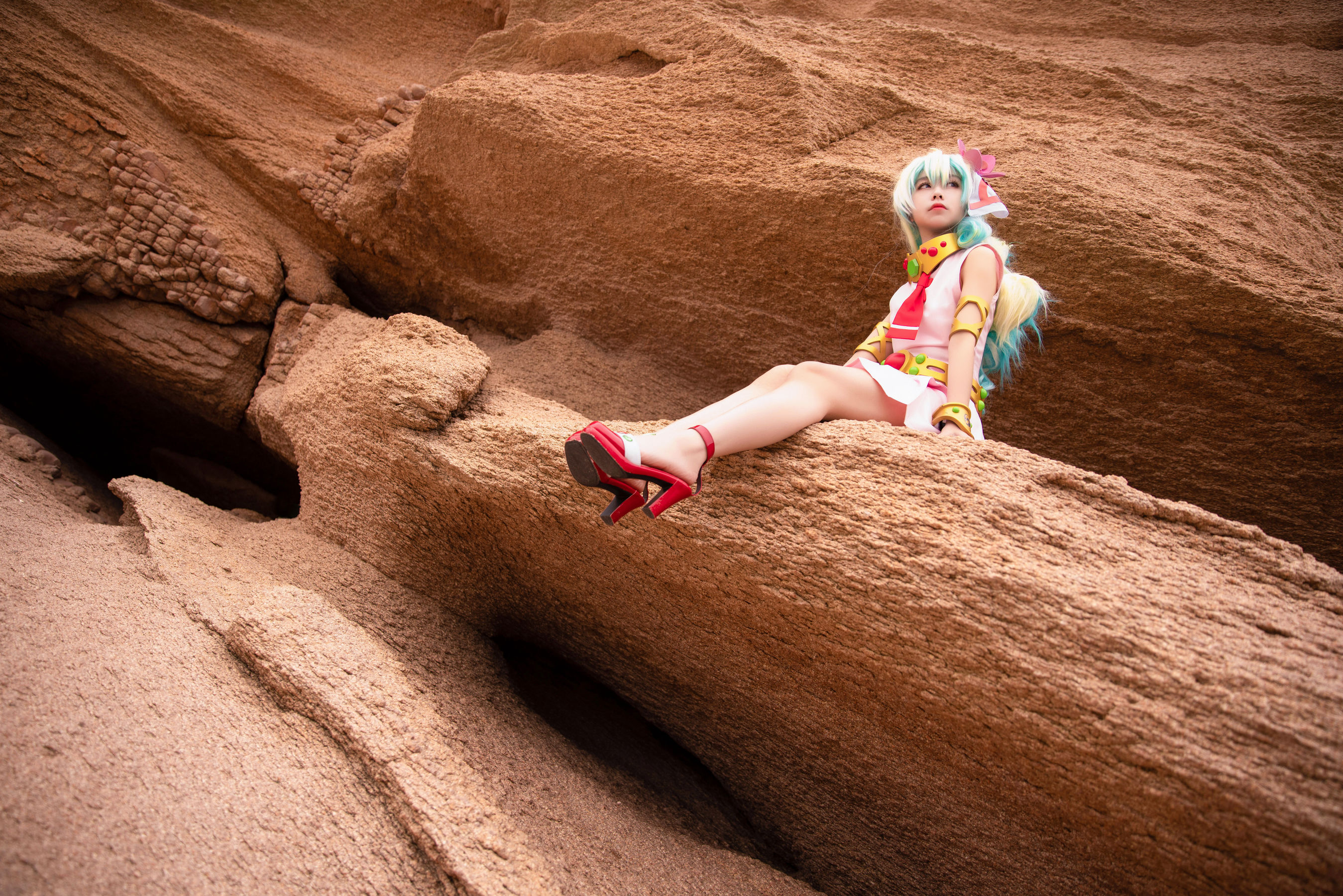 [网红COSER写真] 动漫博主G44不会受伤 - 尼娅第11张