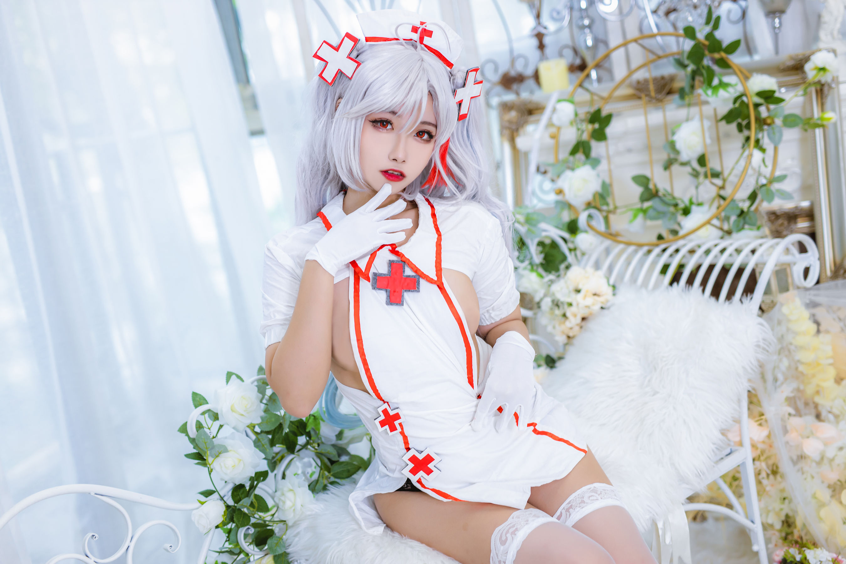 [COS福利] 微博妹子Momoko葵葵 - 欧根之护士第8张
