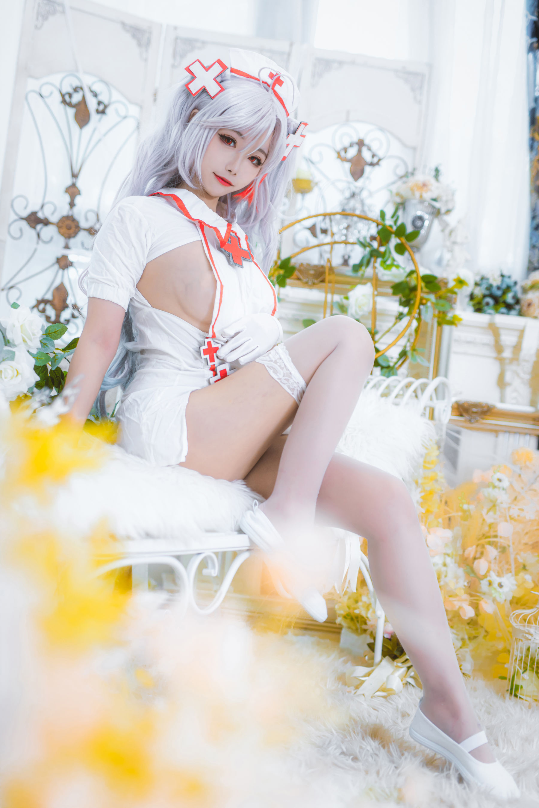 [COS福利] 微博妹子Momoko葵葵 - 欧根之护士第1张