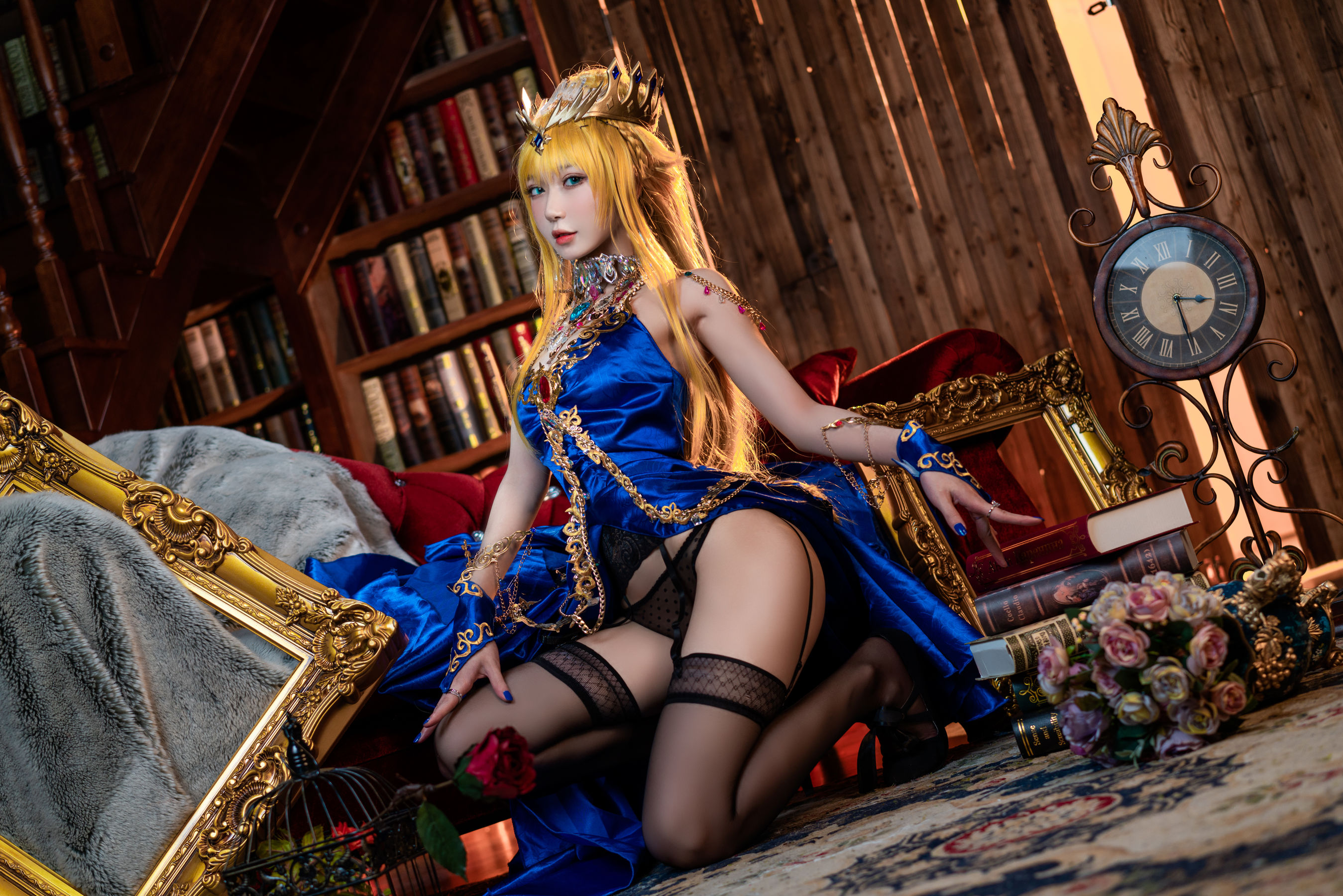 [COS福利] 动漫博主阿包也是兔娘 - 白枪呆同人睡衣第9张