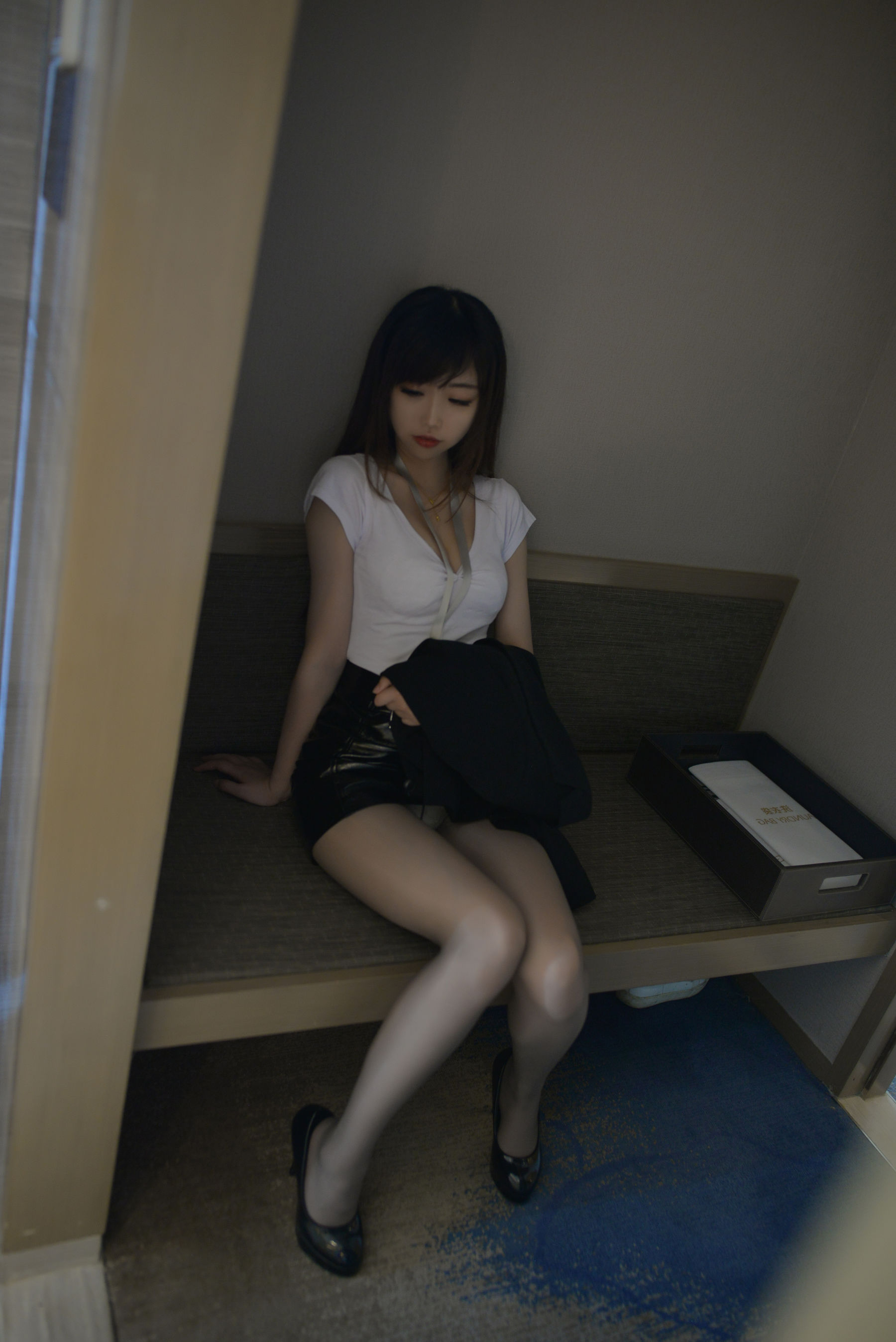 [COS福利] Cos小姐姐雪琪 - 小秘书第23张