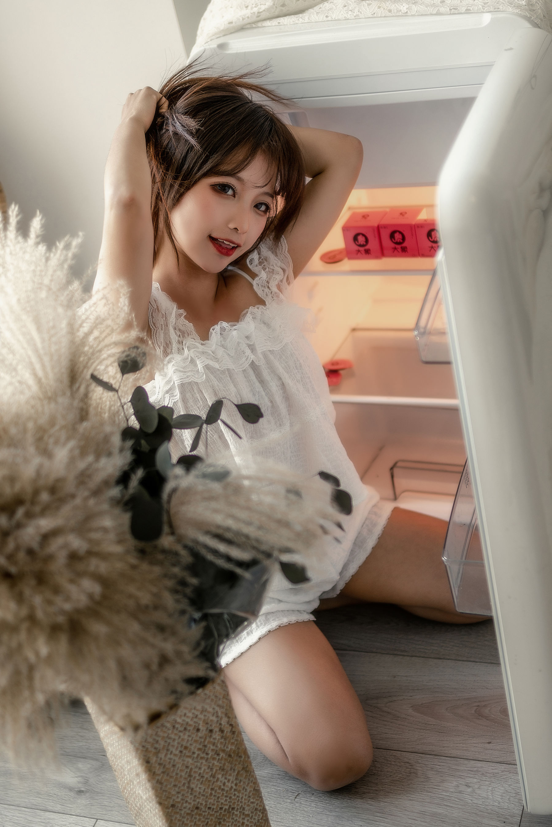 [COS福利] 动漫博主蠢沫沫 - 大象 白睡衣第9张