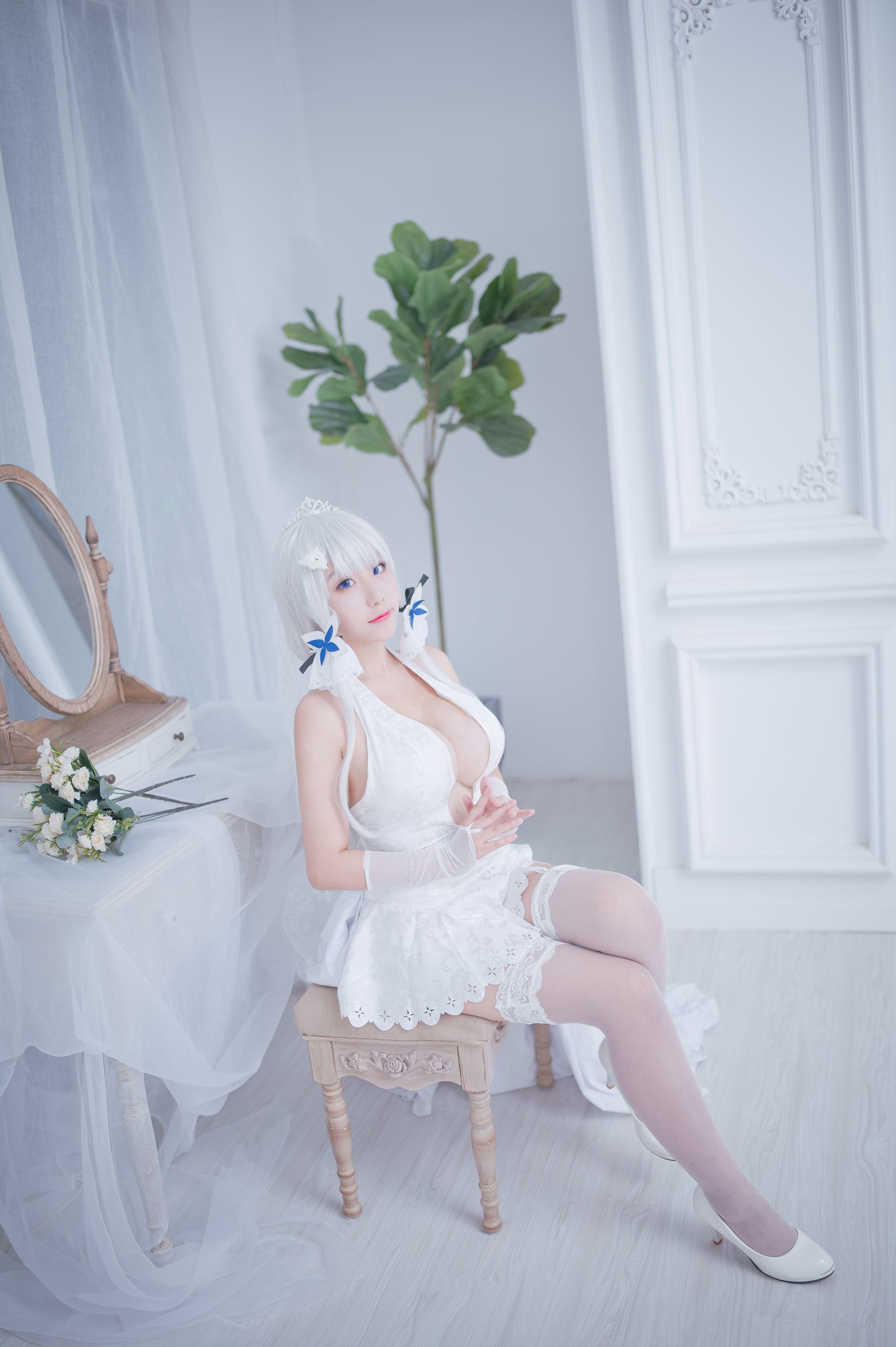 [COS福利] 动漫博主穆零Mu0 - 光辉婚纱第6张