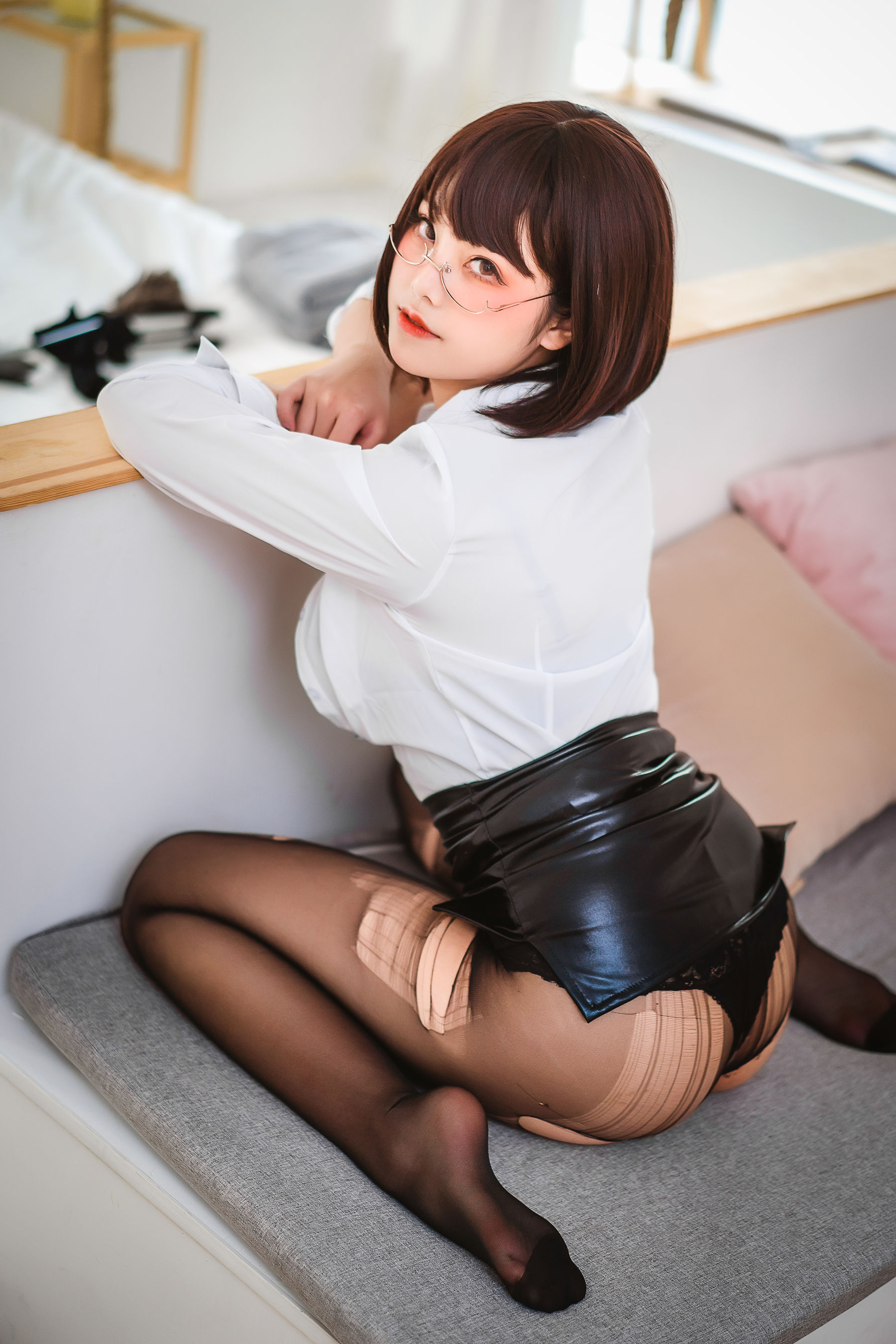 [COS福利] 萌系小姐姐蜜汁猫裘 - 醉OL第18张