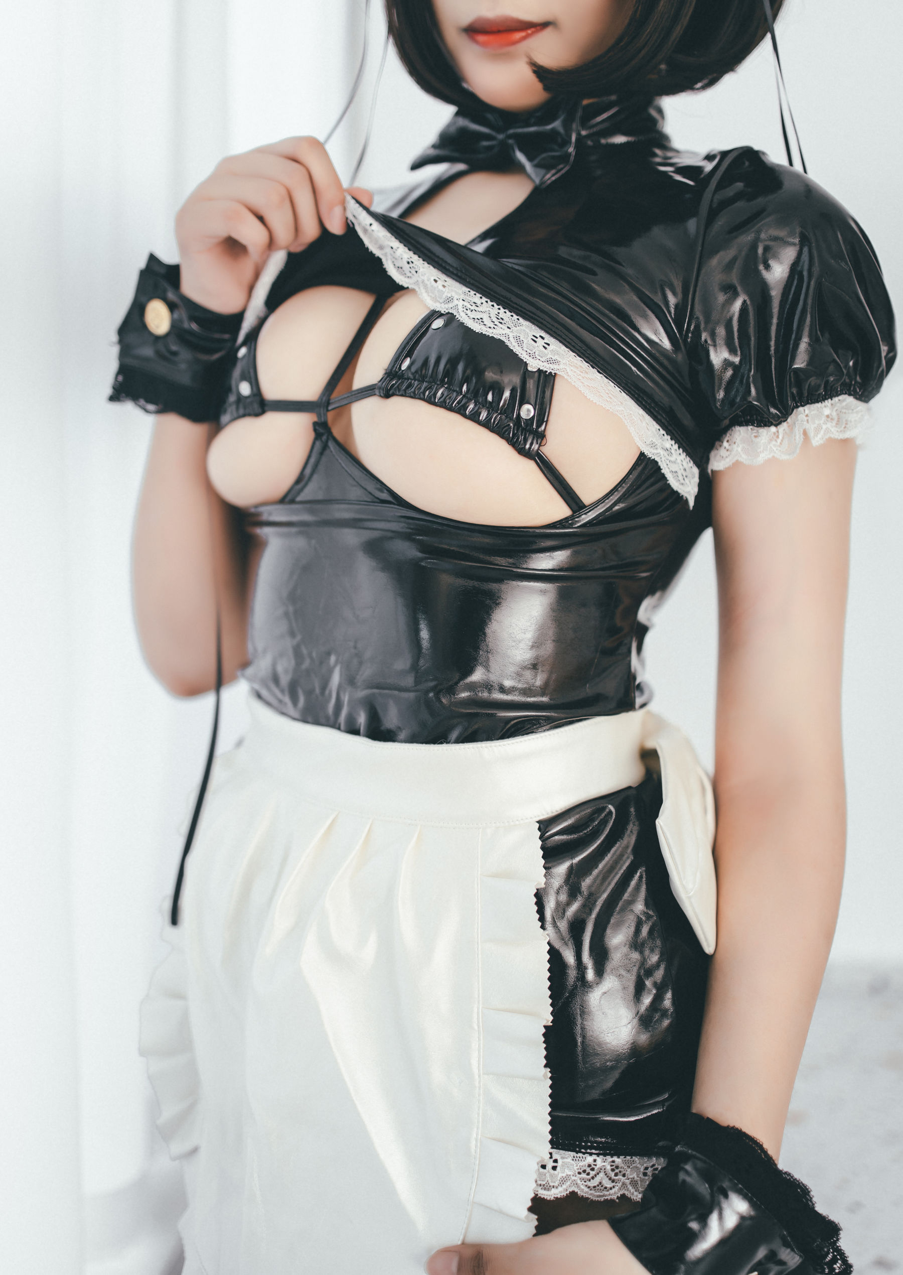 [COS福利] 轩萧学姐 - 南半球女仆第3张