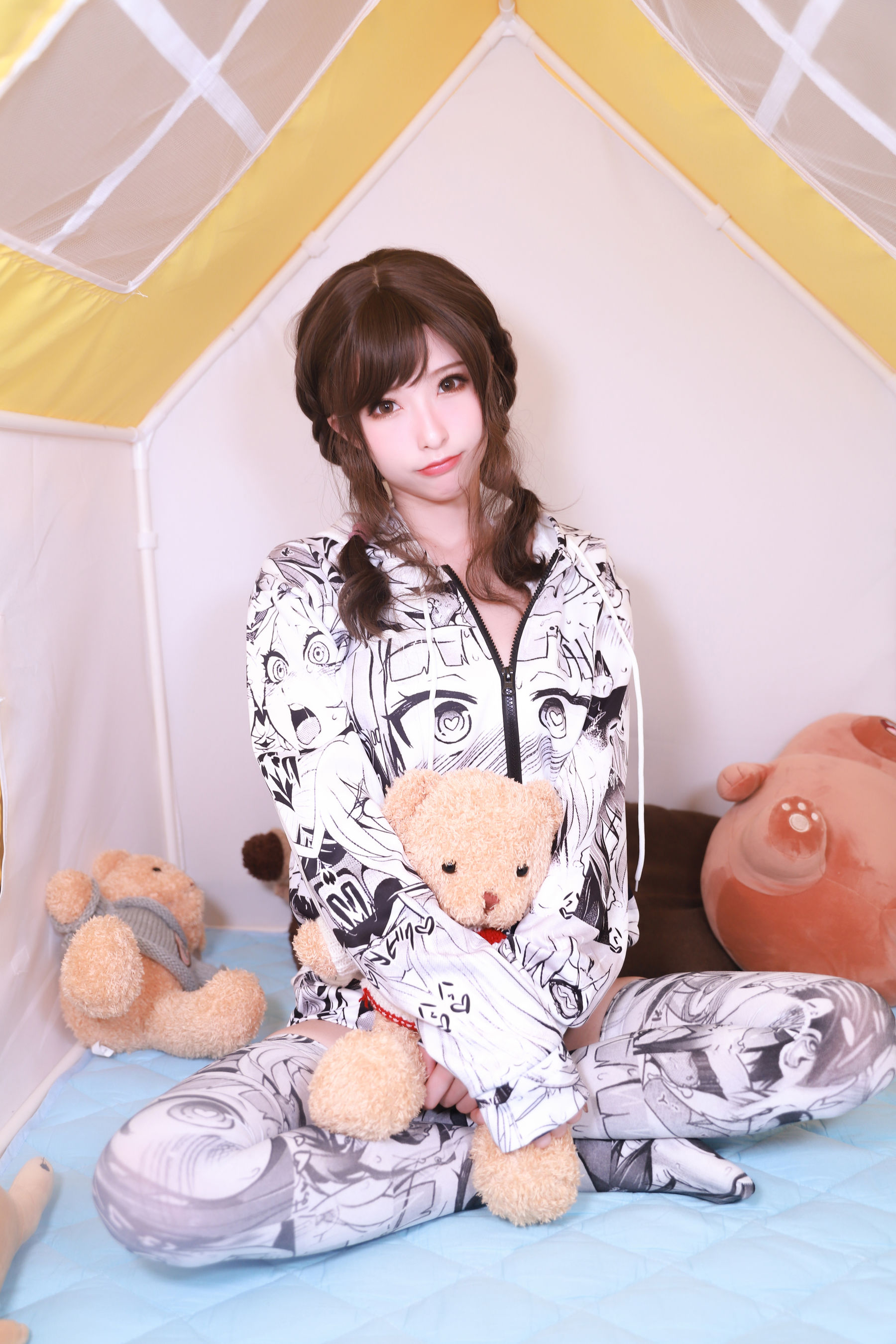 [COS福利] 尤物清水由乃 - 漫画女孩第1张