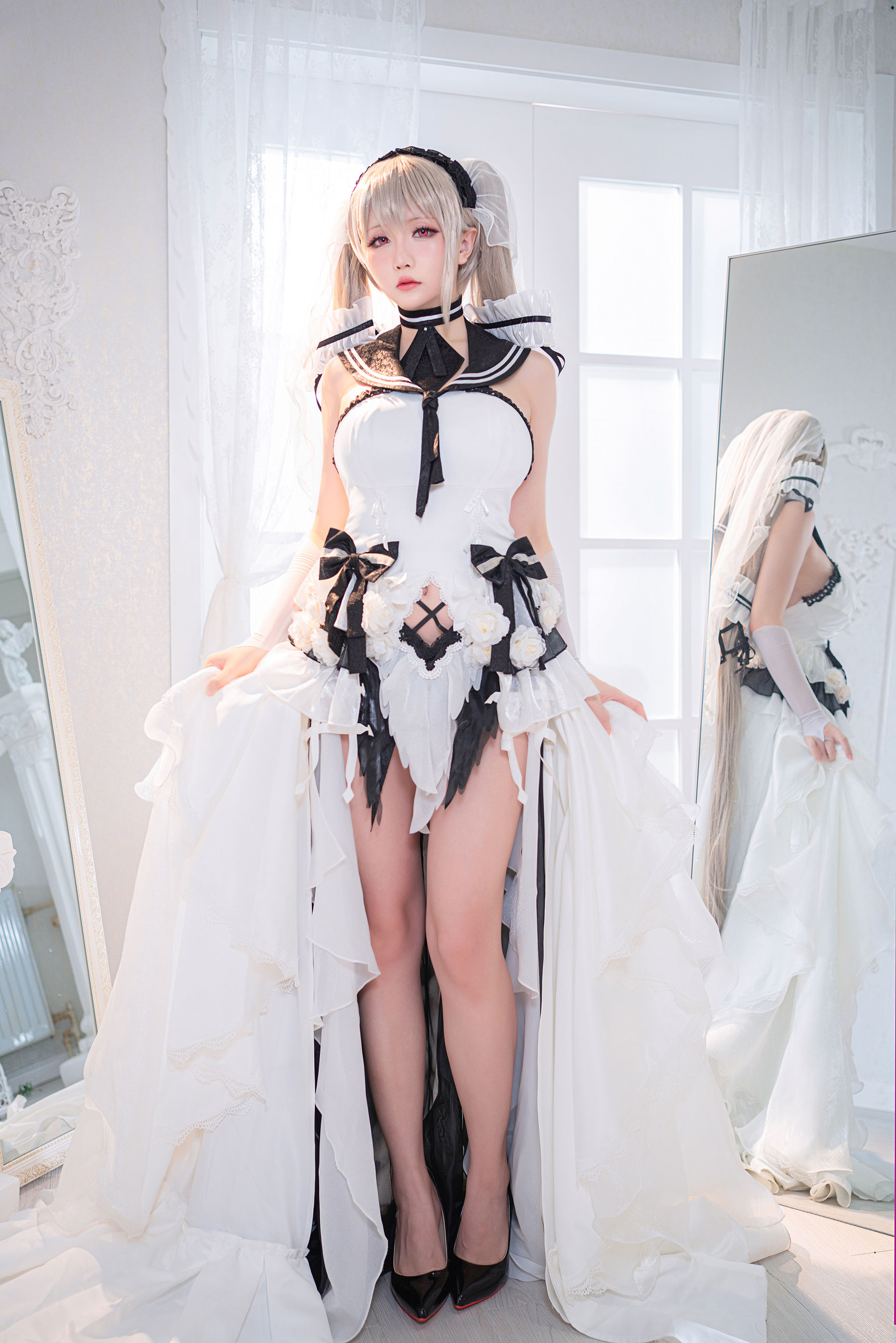 [网红COSER写真] Coser小姐姐星之迟迟 - 纯白と漆黑《可畏》第6张