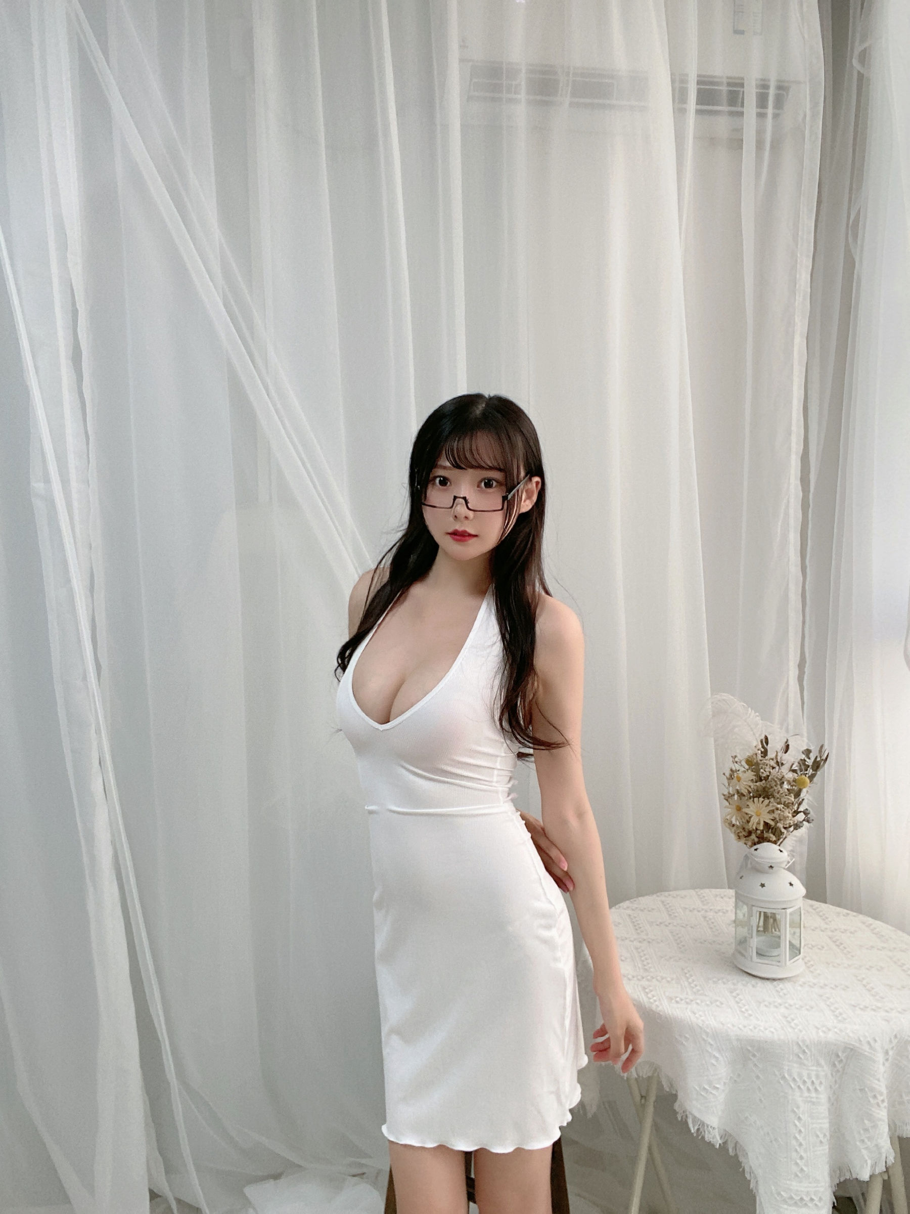 [福利COS] 香草喵露露写真 - 白短连衣裙第6张