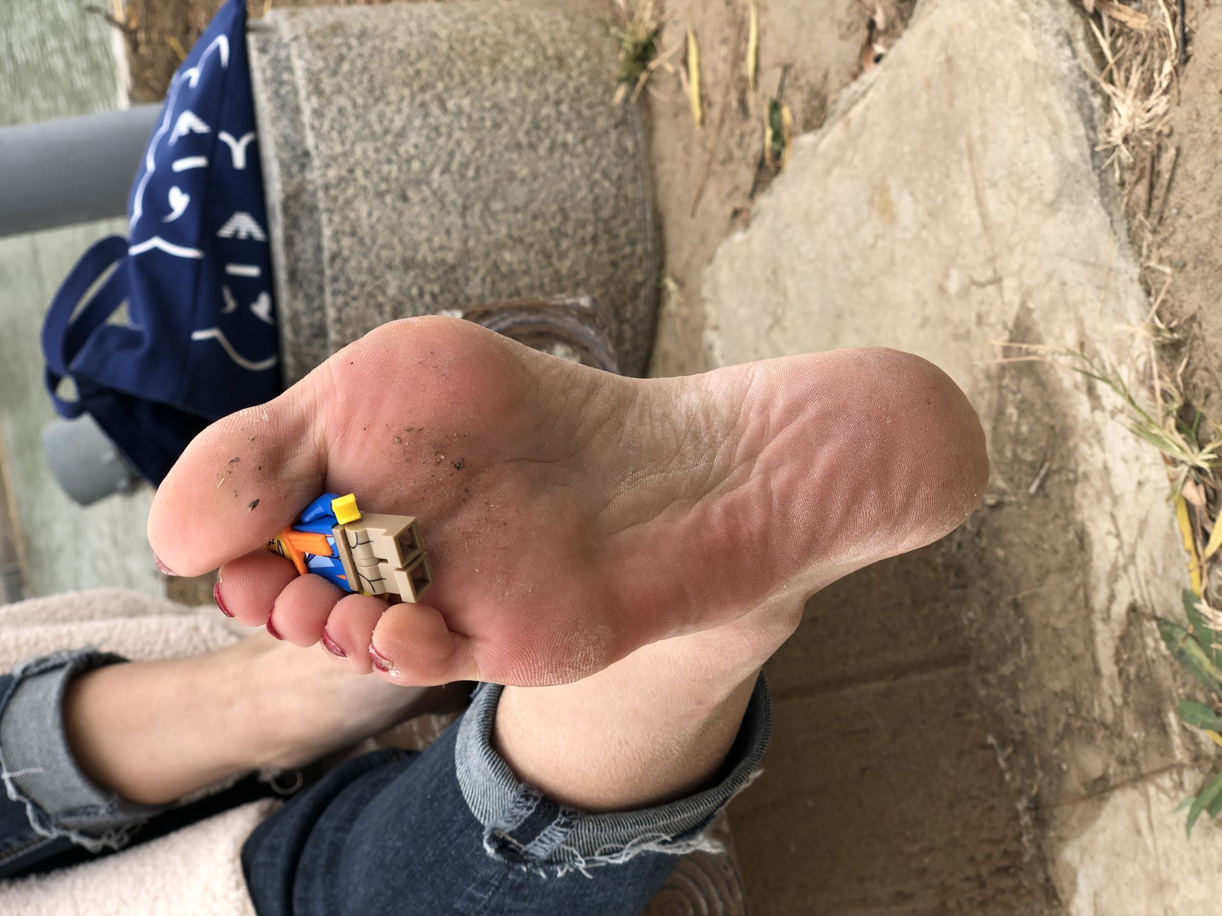 [福利COS] 安乔乔儿(Nia乔乔) No.010 红甲裸足第15张