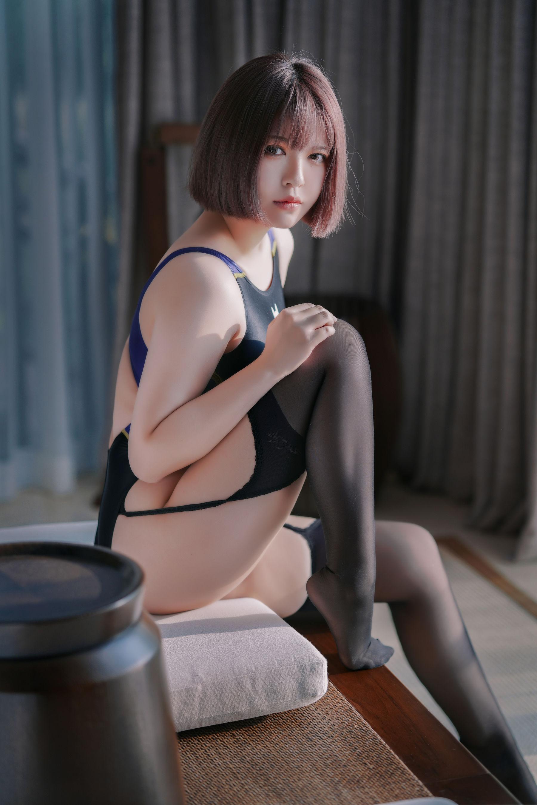 [福利COS] 半半子 - 競泳水着を着た彼女第4张
