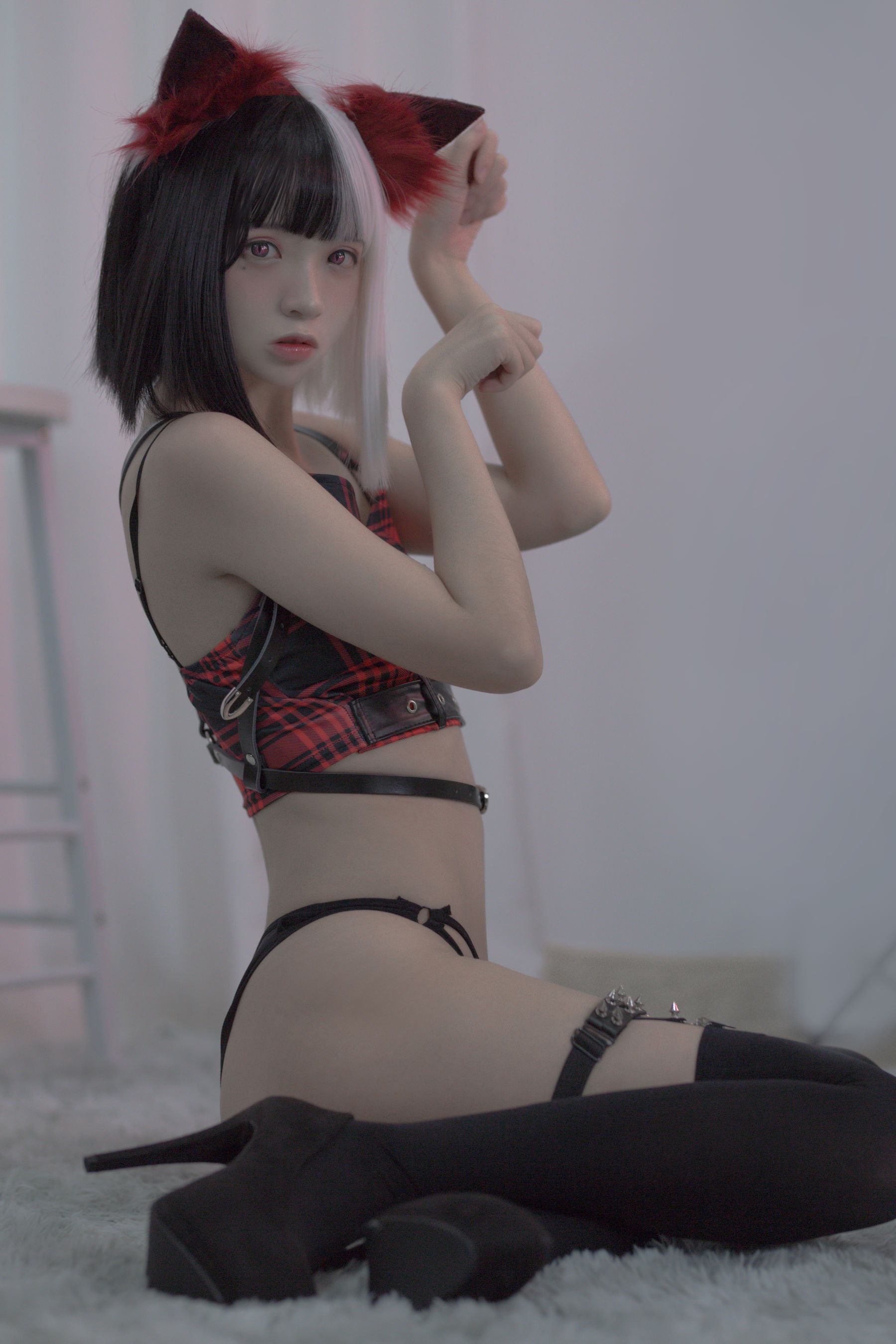 [福利COS] 疯猫ss - 黑白魔女库伊拉第8张