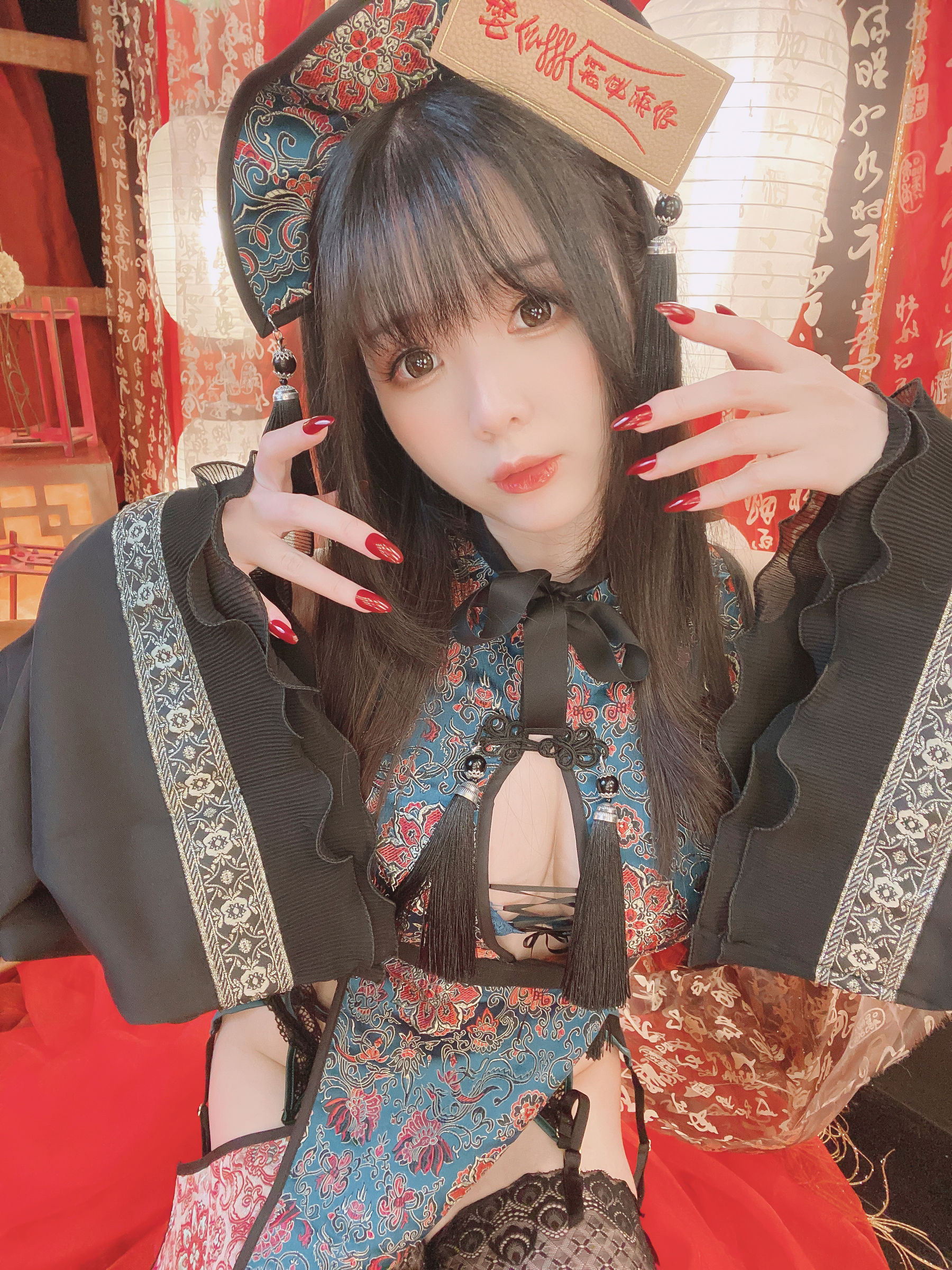 [福利COS] 微博妹纸霜月shimo - キョンシーちゃん自撮り第7张