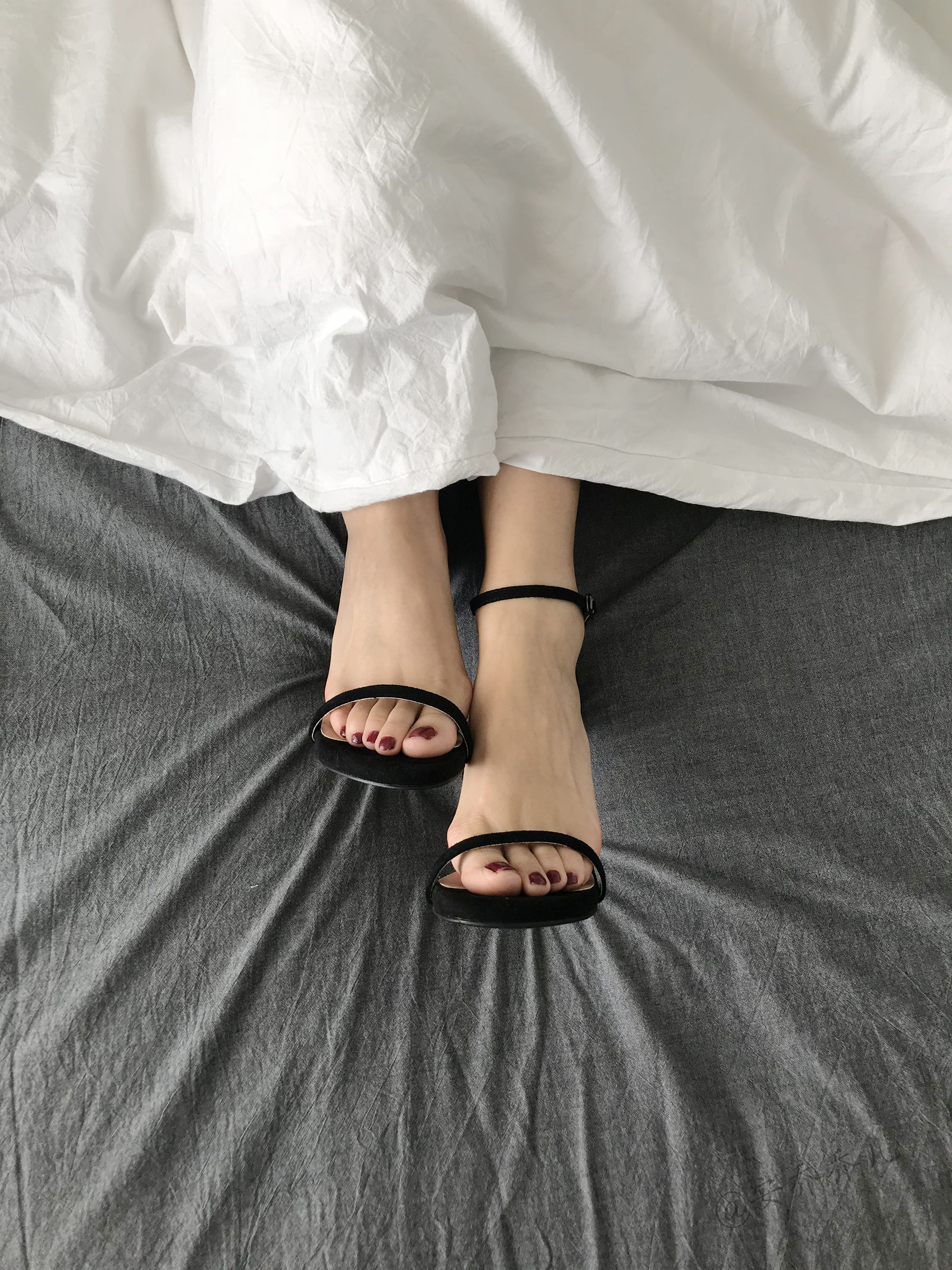 [福利COS] 安乔乔儿(Nia乔乔) No.017 安乔乔儿 黑丝旗袍第23张